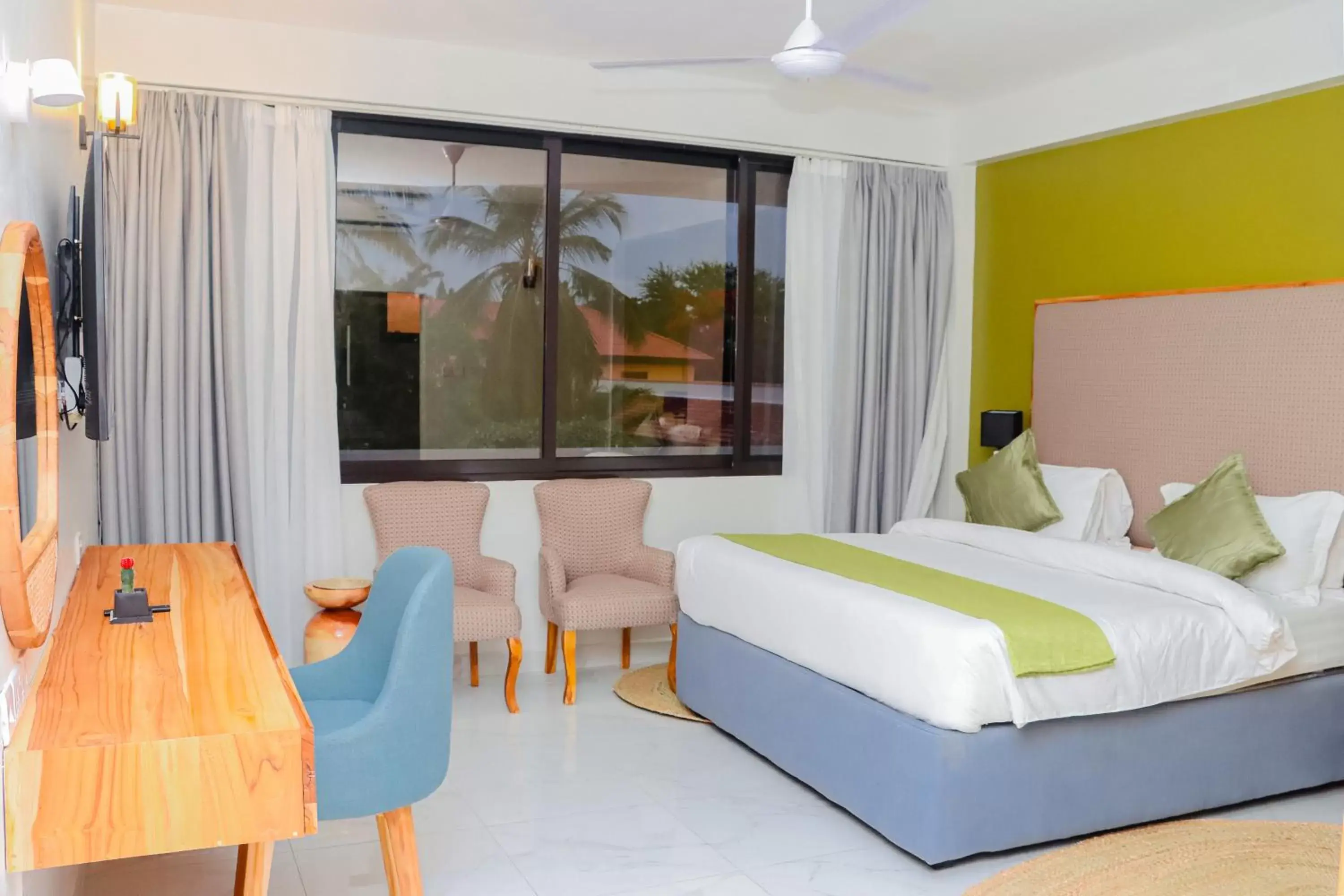 Deluxe Double Room in Best Western Jangwani Sea Breeze Resort Deluxe Double Room in Best Western Jangwani Sea Breeze Resort