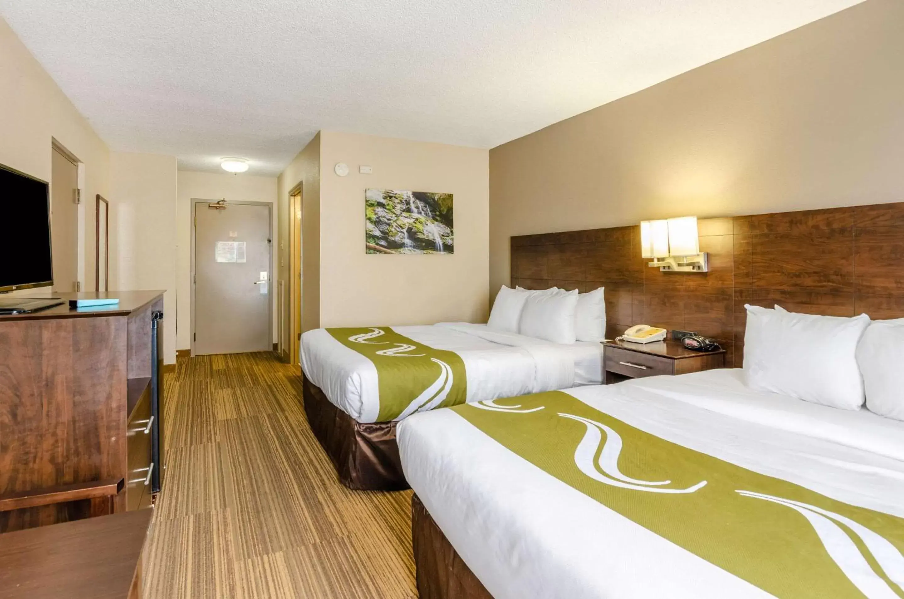 Queen Room with Two Queen Beds - Non-Smoking in Quality Inn Radford-West Blacksburg I-81 Queen Room with Two Queen Beds - Non-Smoking in Quality Inn Radford-West Blacksburg I-81