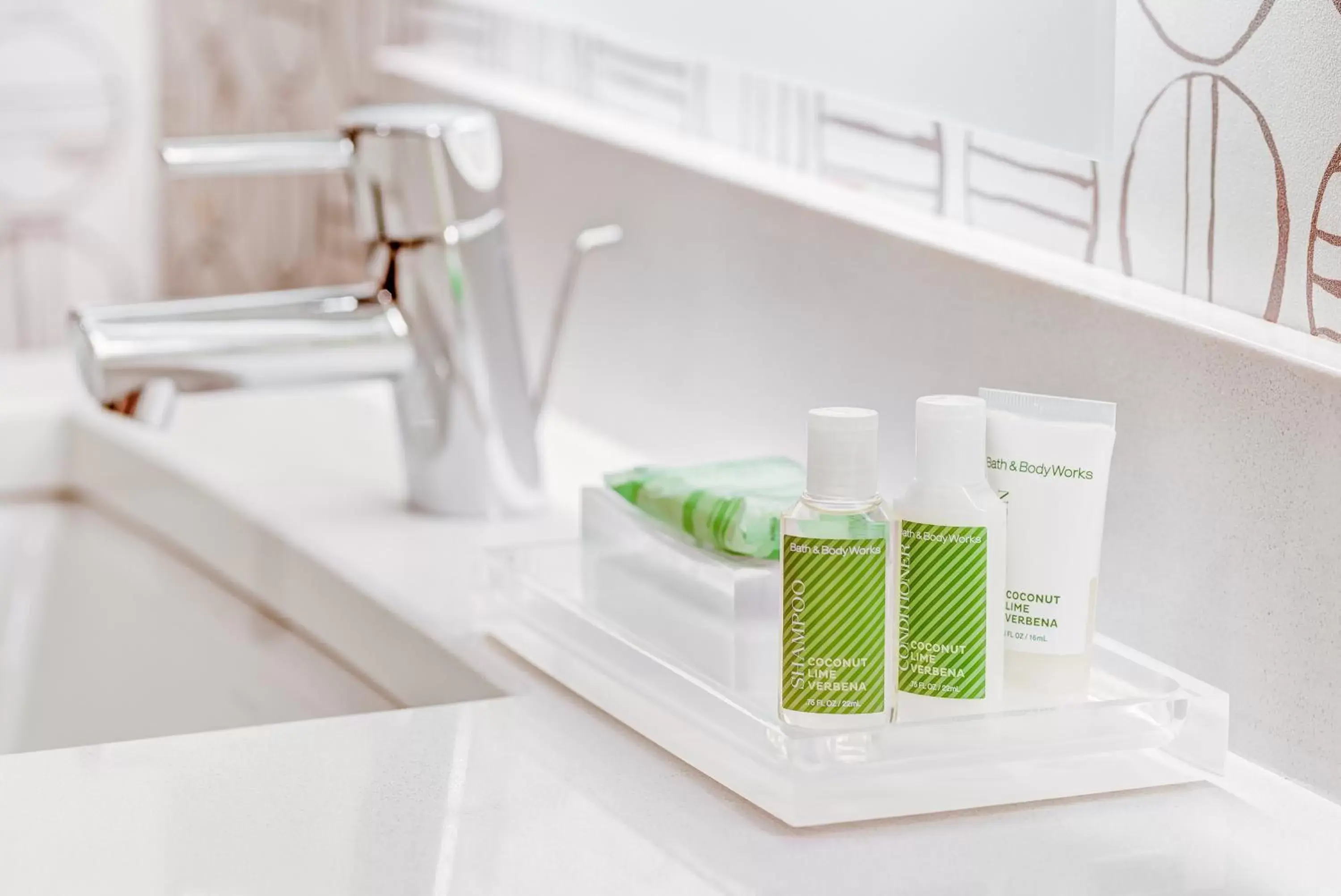 King Suite - Disability Access in Holiday Inn East Windsor by IHG King Suite - Disability Access in Holiday Inn East Windsor by IHG