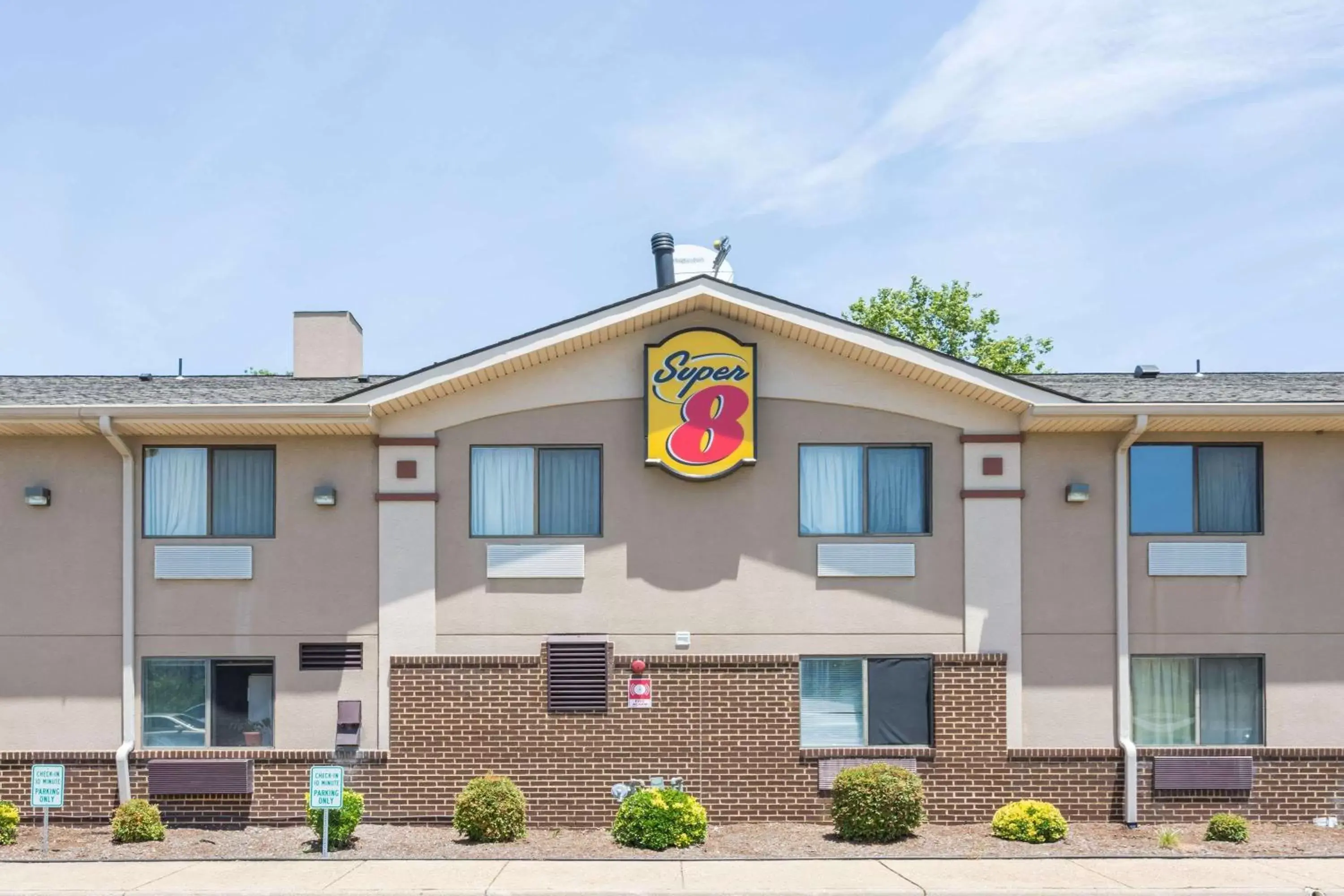 Super 8 by Wyndham Hampton Super 8 by Wyndham Hampton