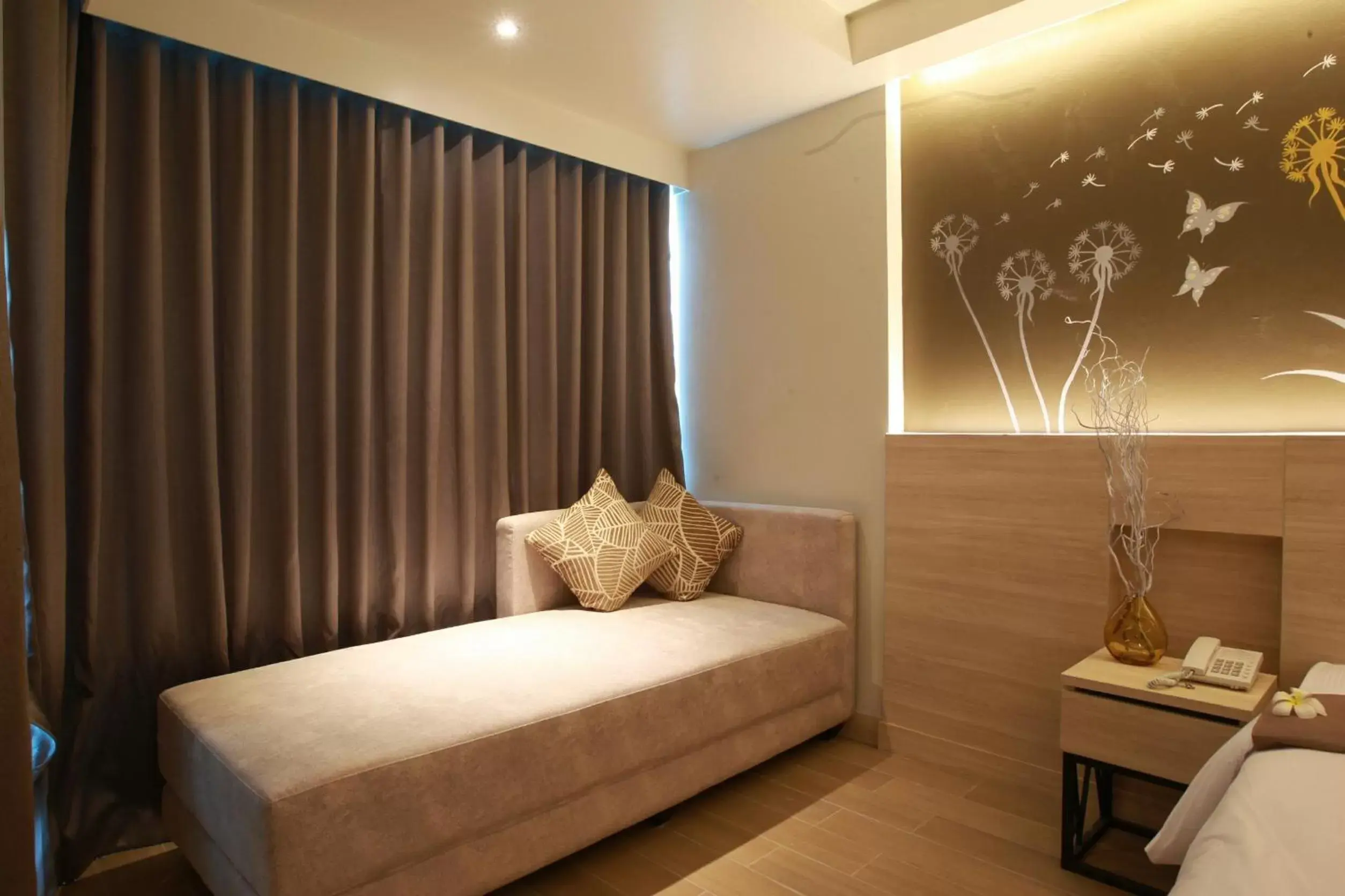 Deluxe Twin Room in Levana Pattaya Hotel - SHA Extra Plus Deluxe Twin Room in Levana Pattaya Hotel - SHA Extra Plus