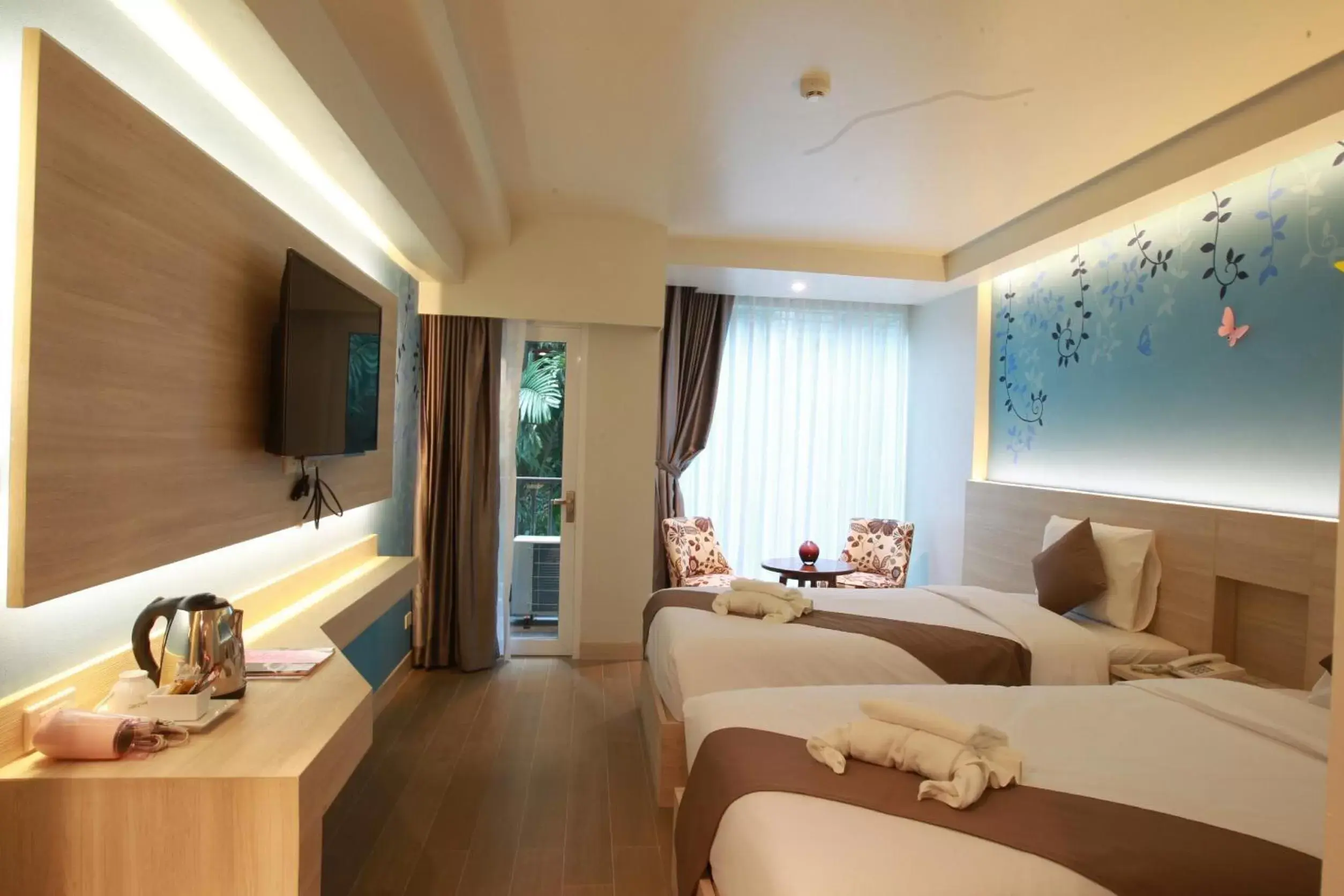 Superior Double or Twin Room with City View in Levana Pattaya Hotel - SHA Extra Plus Superior Double or Twin Room with City View in Levana Pattaya Hotel - SHA Extra Plus
