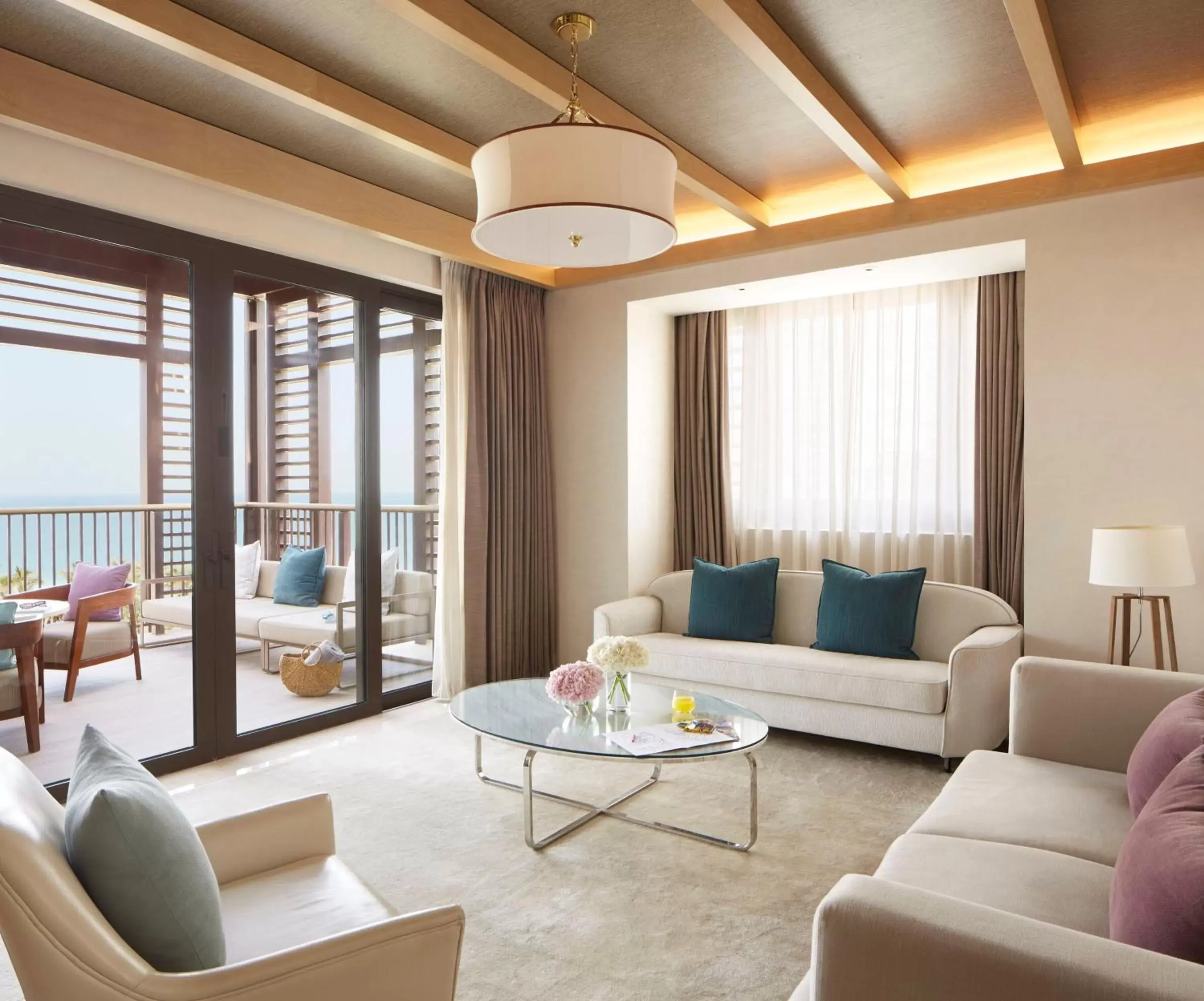 Family Suite - with airport transfers, suite benefits and beach club access & Wild Wadi Waterpark™ Access in Jumeirah Al Naseem Dubai Family Suite - with airport transfers, suite benefits and beach club access & Wild Wadi Waterpark™ Access in Jumeirah Al Naseem Dubai