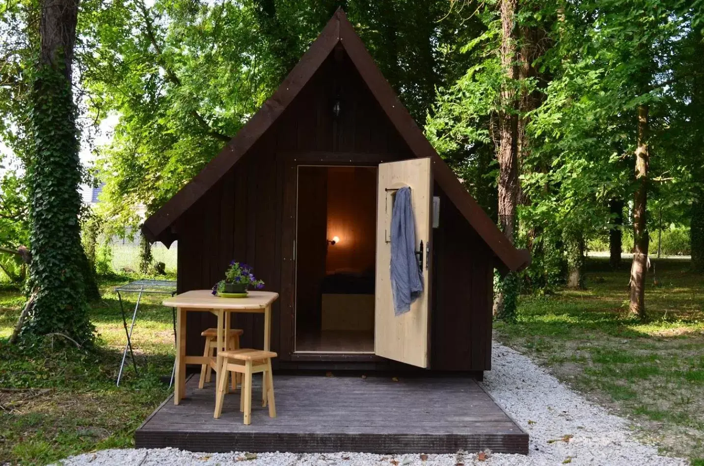 Troll Lodge in Le Village de la Champagne - Slowmoov Troll Lodge in Le Village de la Champagne - Slowmoov