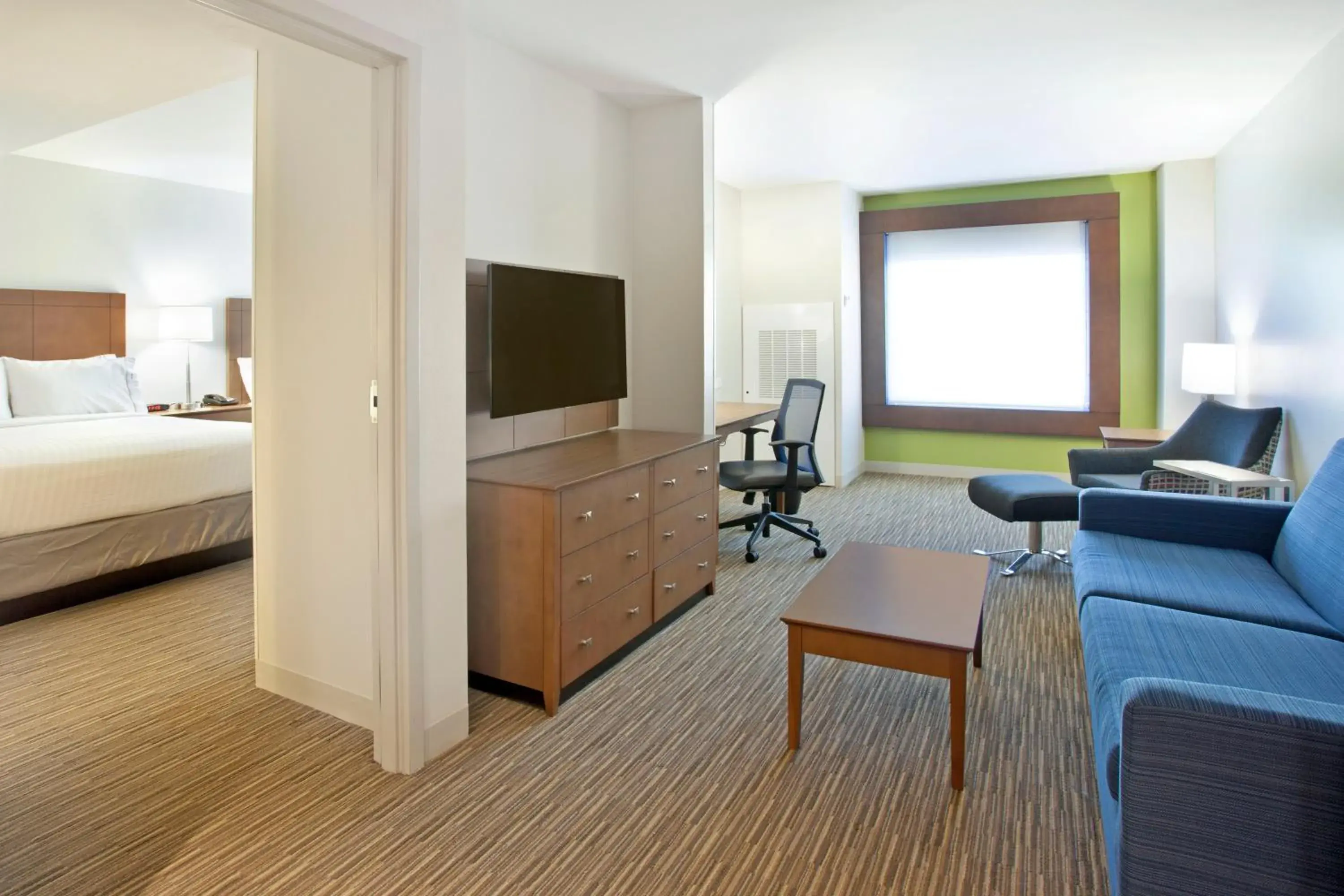 Queen Suite - Hearing Accessible in Holiday Inn Express Hotel & Suites Austin Downtown - University by IHG Queen Suite - Hearing Accessible in Holiday Inn Express Hotel & Suites Austin Downtown - University by IHG