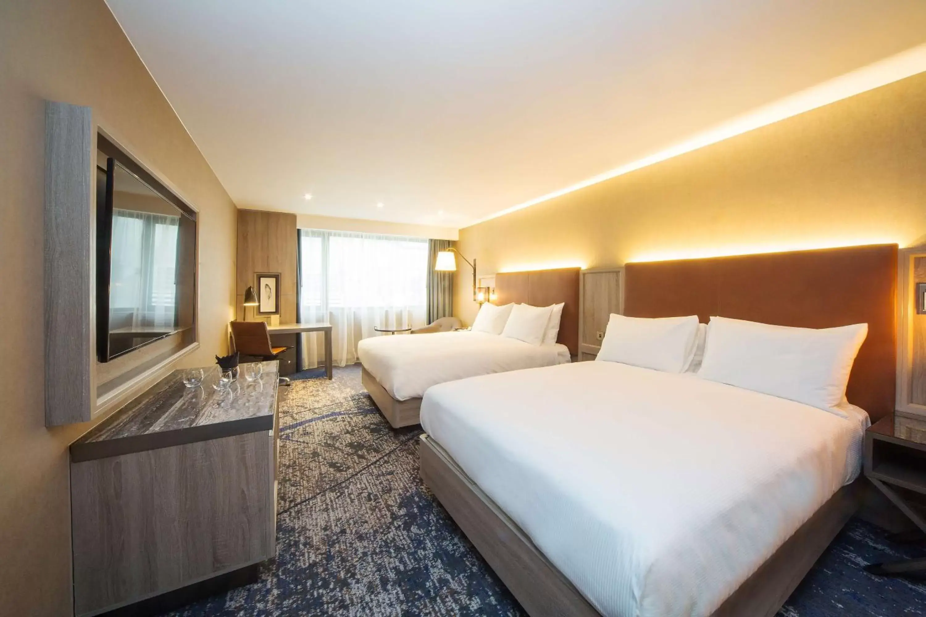 Queen Family Room in DoubleTree by Hilton London Kingston Upon Thames Queen Family Room in DoubleTree by Hilton London Kingston Upon Thames