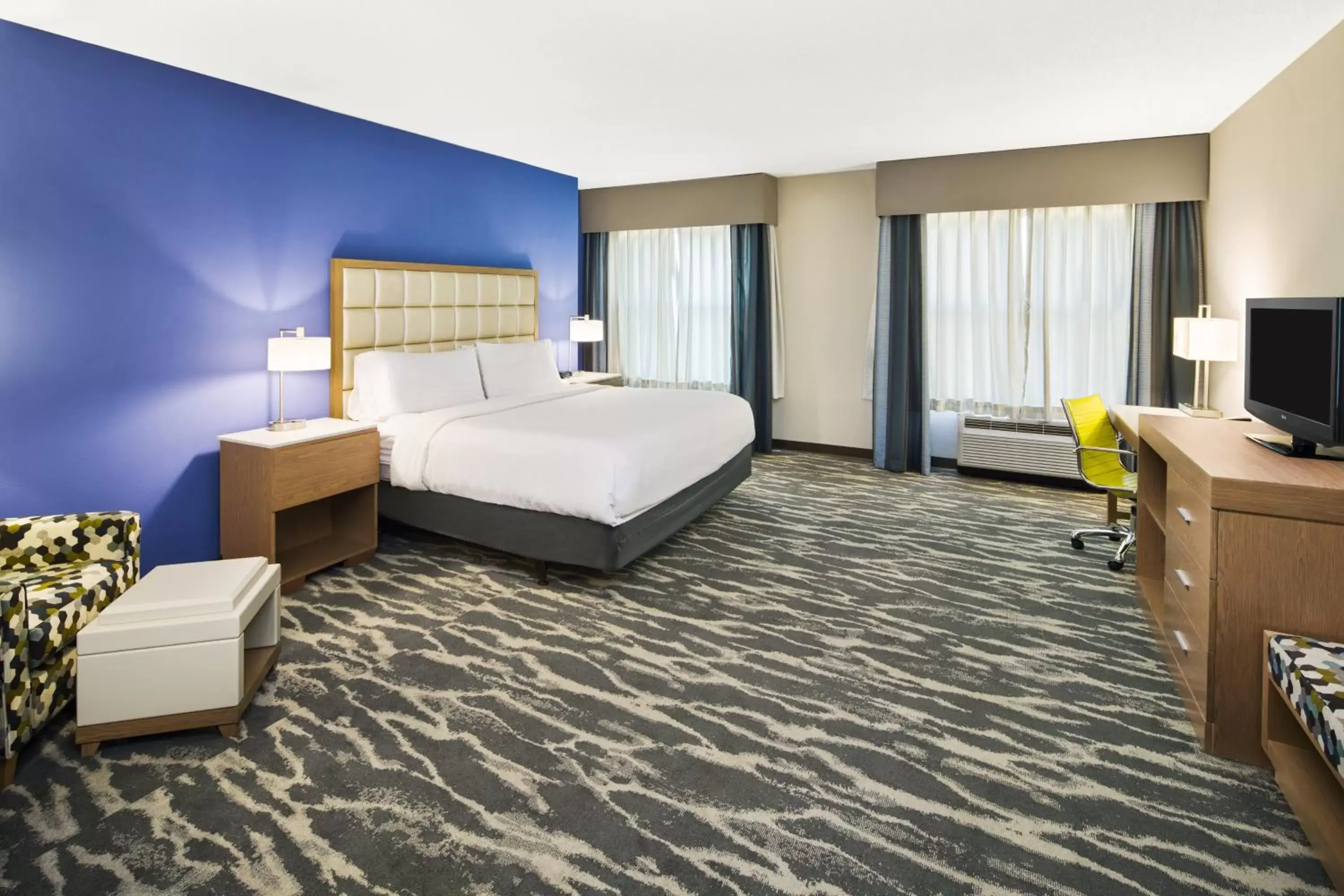 King Room - Mobility Access/Hearing Accessible in Holiday Inn Augusta West I-20 by IHG King Room - Mobility Access/Hearing Accessible in Holiday Inn Augusta West I-20 by IHG