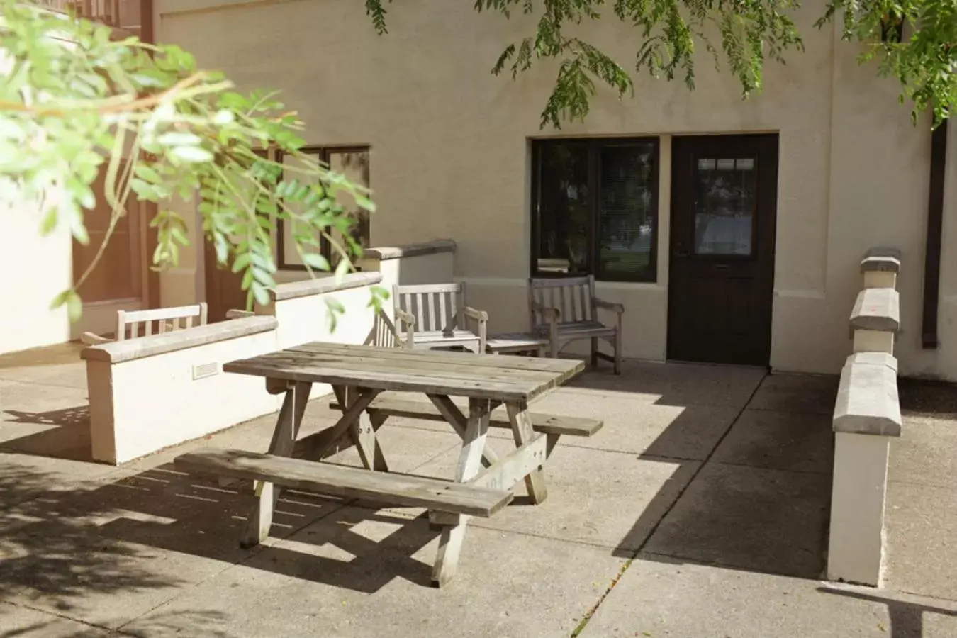 Quadruple Room with Terrace in Potawatomi Inn & Cabins Quadruple Room with Terrace in Potawatomi Inn & Cabins