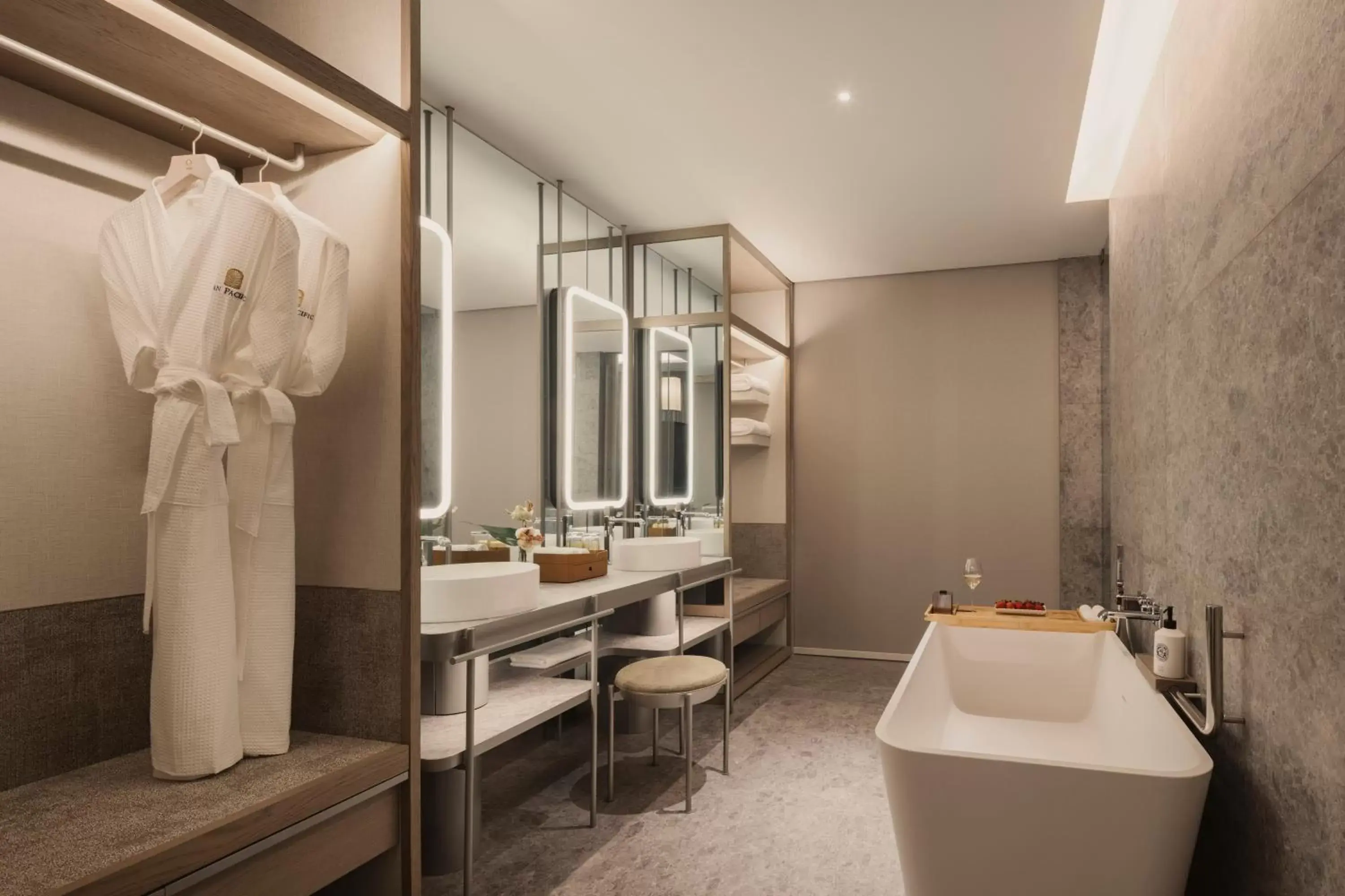 Beach Terrace Suite in Pan Pacific Orchard Beach Terrace Suite in Pan Pacific Orchard