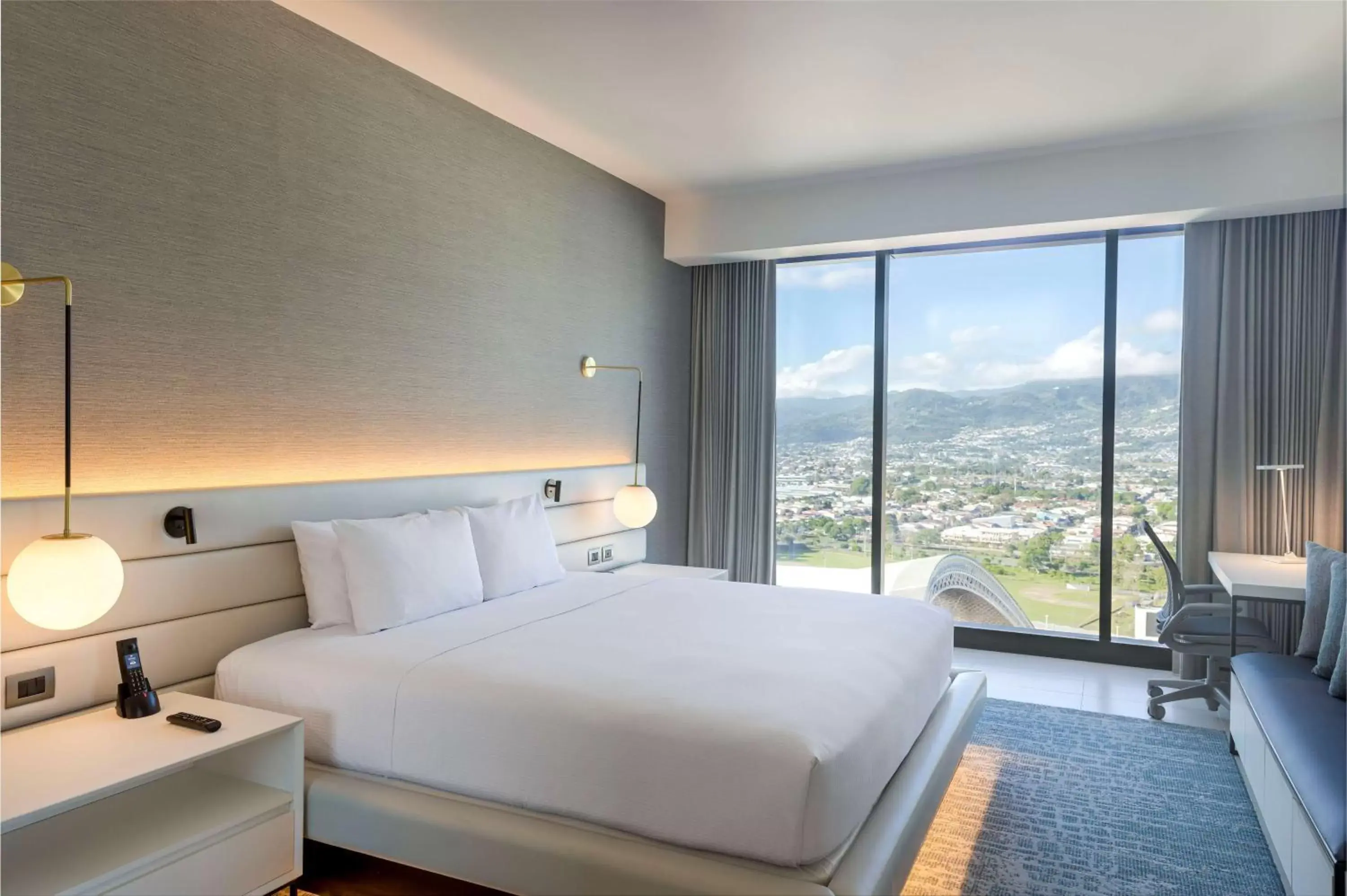 One-Bedroom King Suite in Hilton San Jose La Sabana One-Bedroom King Suite in Hilton San Jose La Sabana