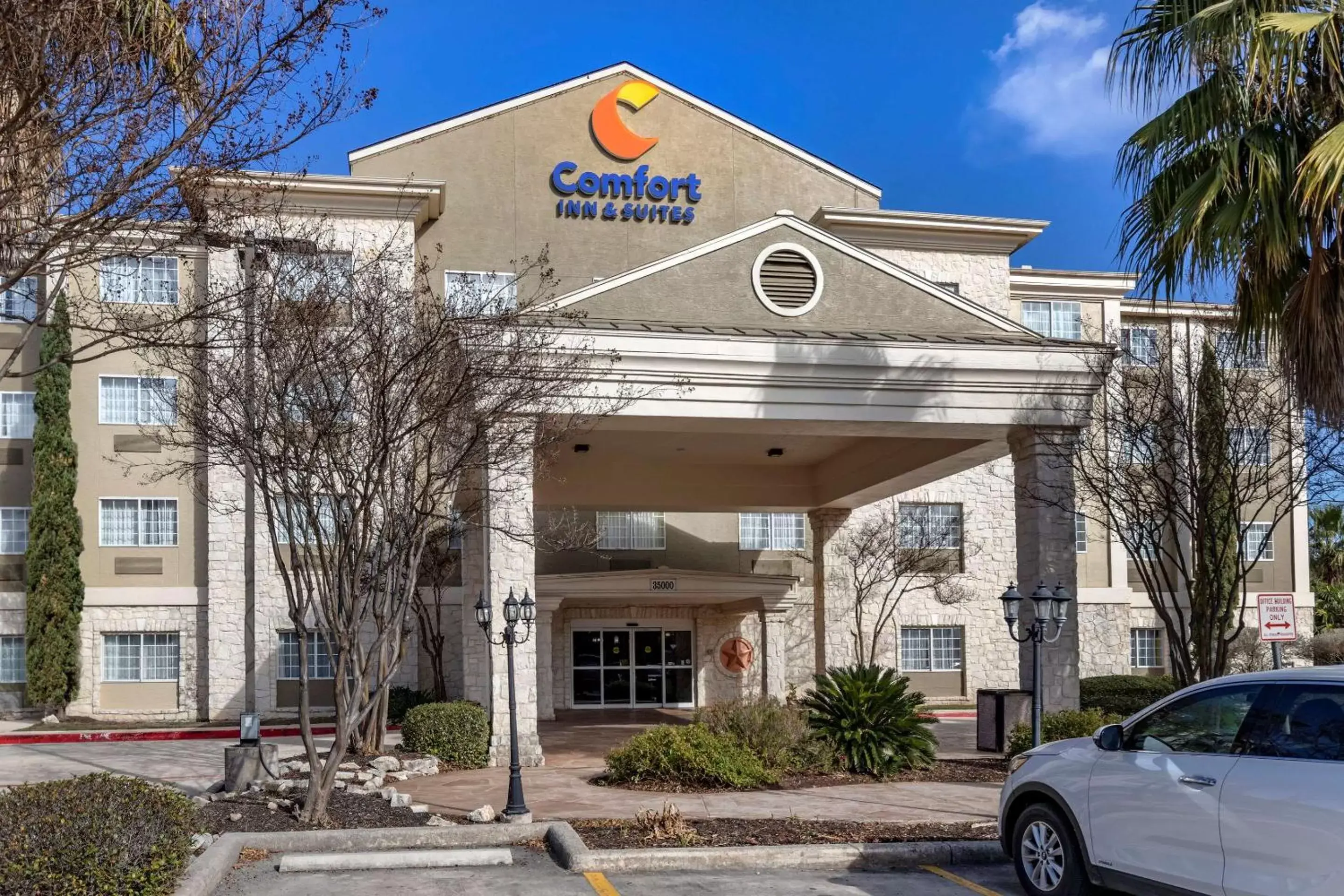 Comfort Inn & Suites Texas Hill Country Comfort Inn & Suites Texas Hill Country