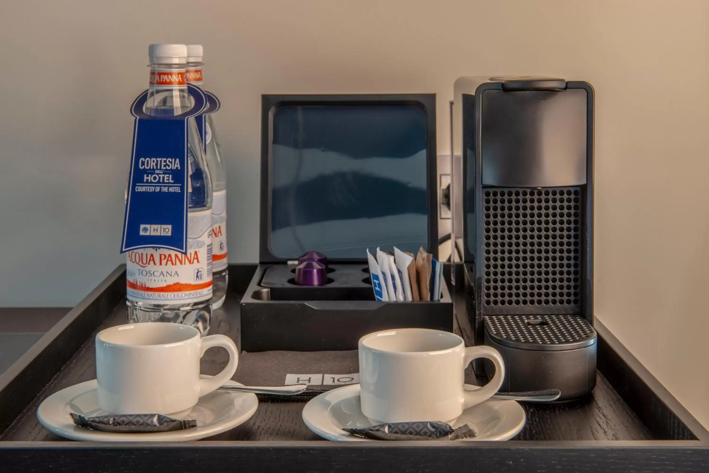 Superior Double or Twin Room in H10 Palazzo Canova Superior Double or Twin Room in H10 Palazzo Canova