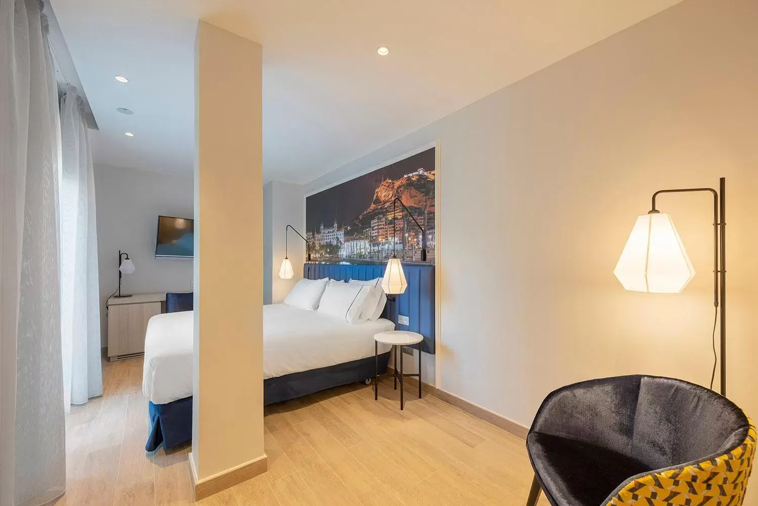 Superior Double Room with Terrace in Eurostars Mediterranea Plaza Superior Double Room with Terrace in Eurostars Mediterranea Plaza