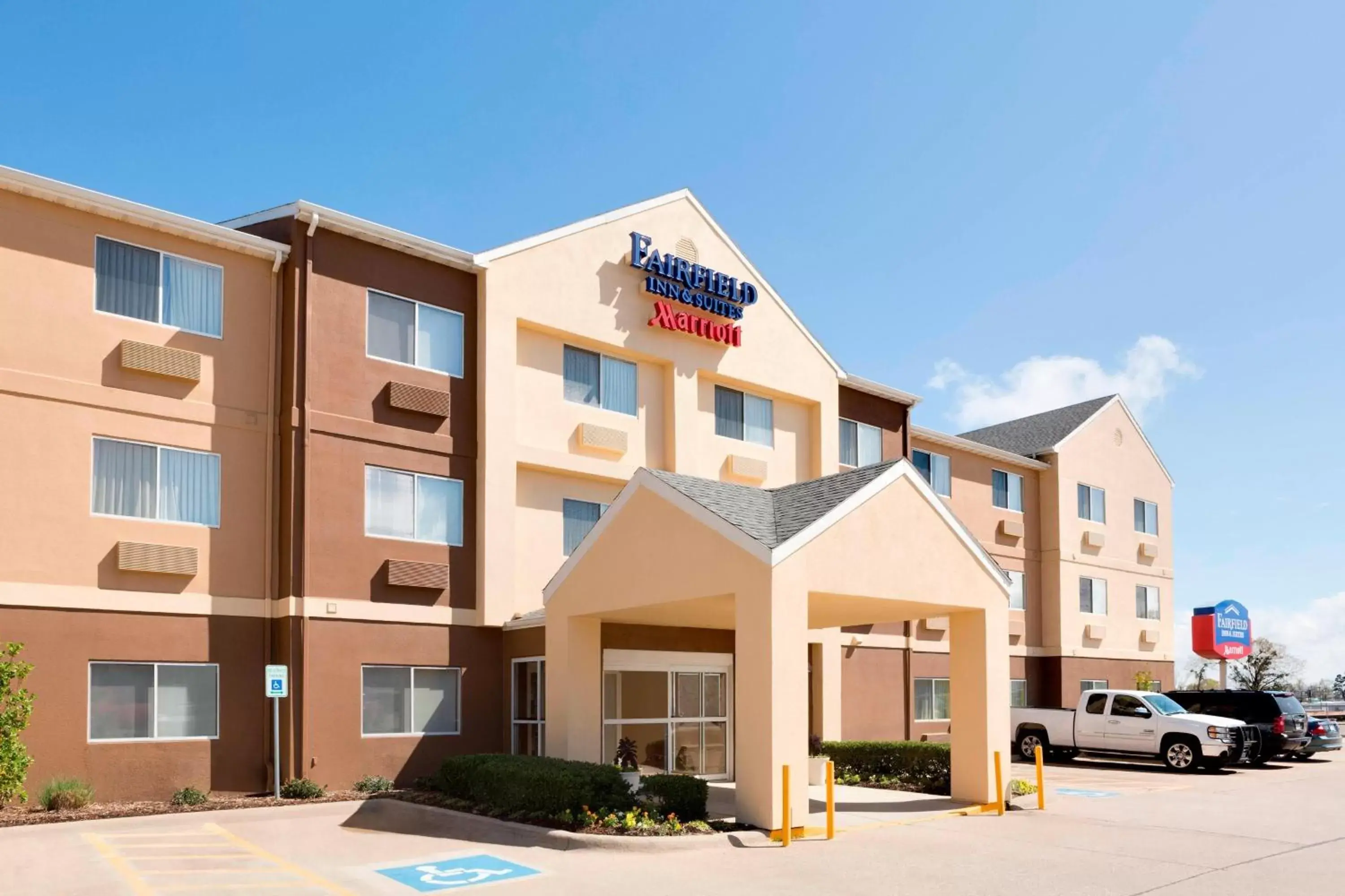 Fairfield Inn & Suites Tyler Fairfield Inn & Suites Tyler