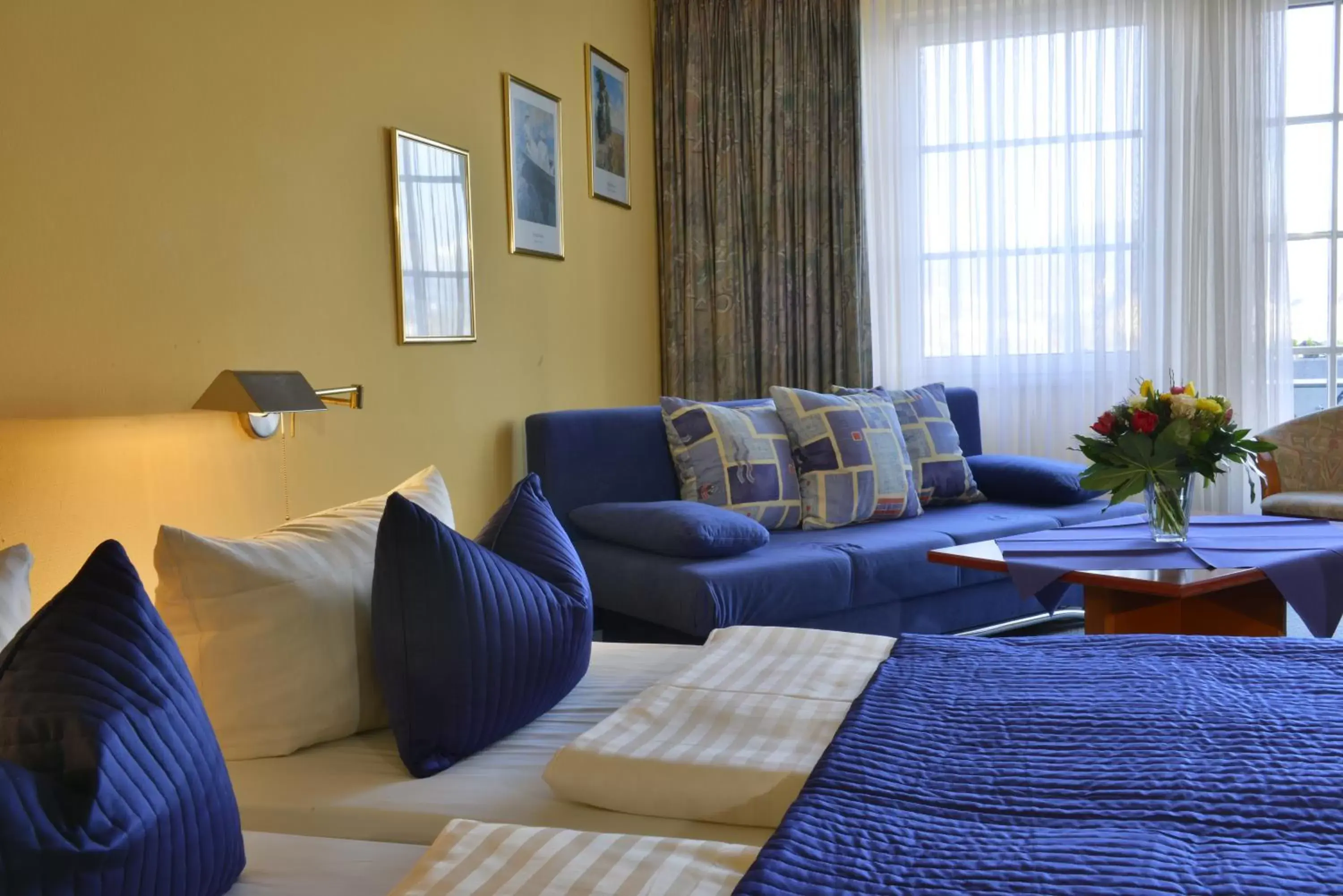 Standard Family Room in Rheinhotel Vier Jahreszeiten Bad Breisig Standard Family Room in Rheinhotel Vier Jahreszeiten Bad Breisig