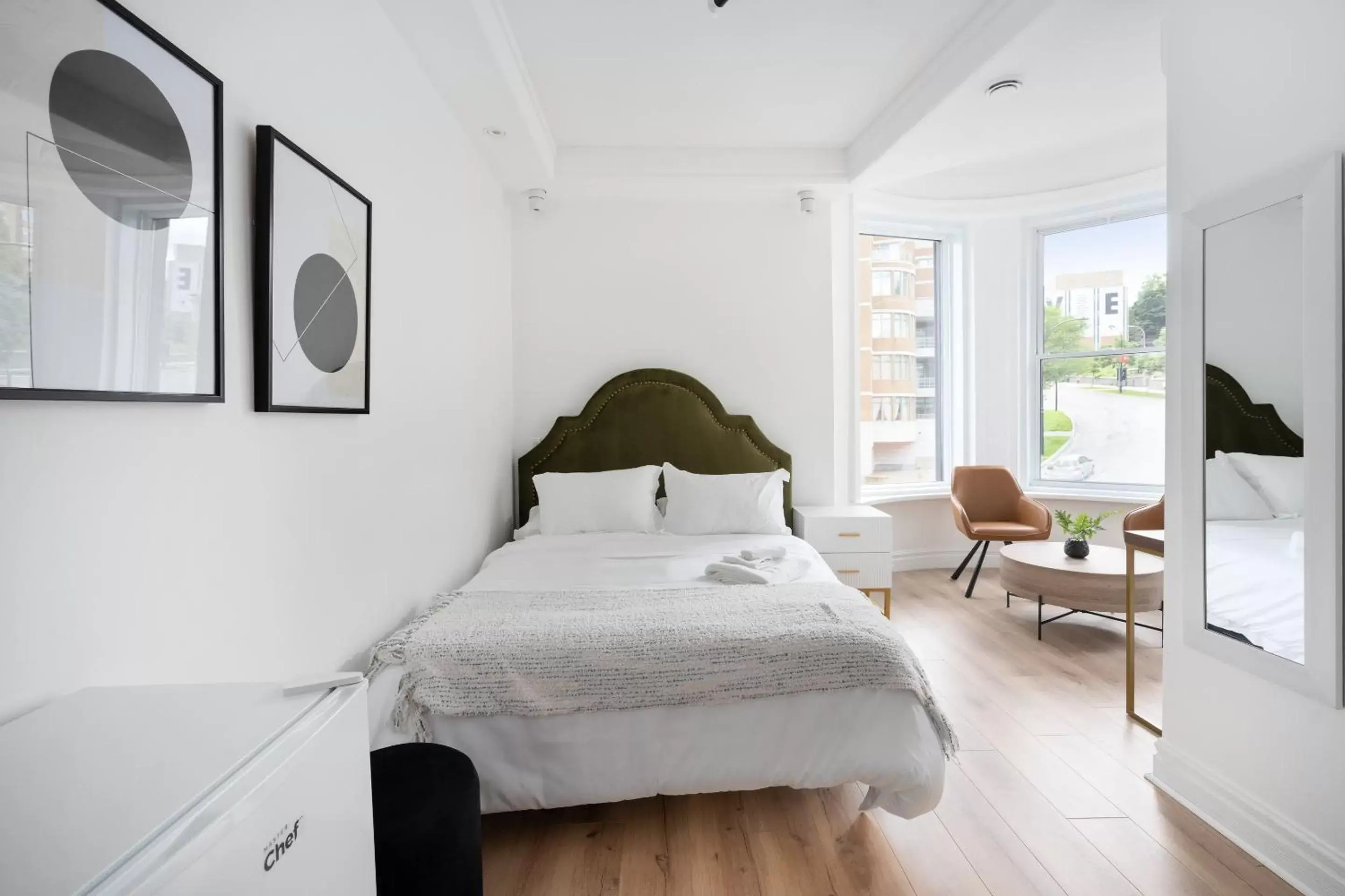 Queen Suite in Le Penfield Par Nomade MTL Queen Suite in Le Penfield Par Nomade MTL