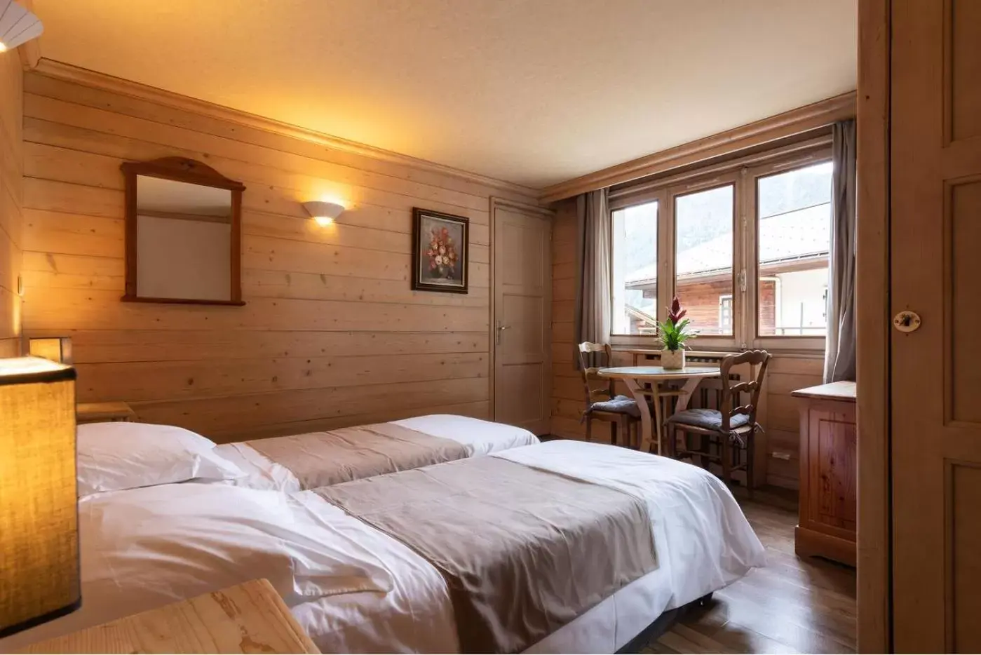 Standard Double Room in Hotel La Montagne Standard Double Room in Hotel La Montagne