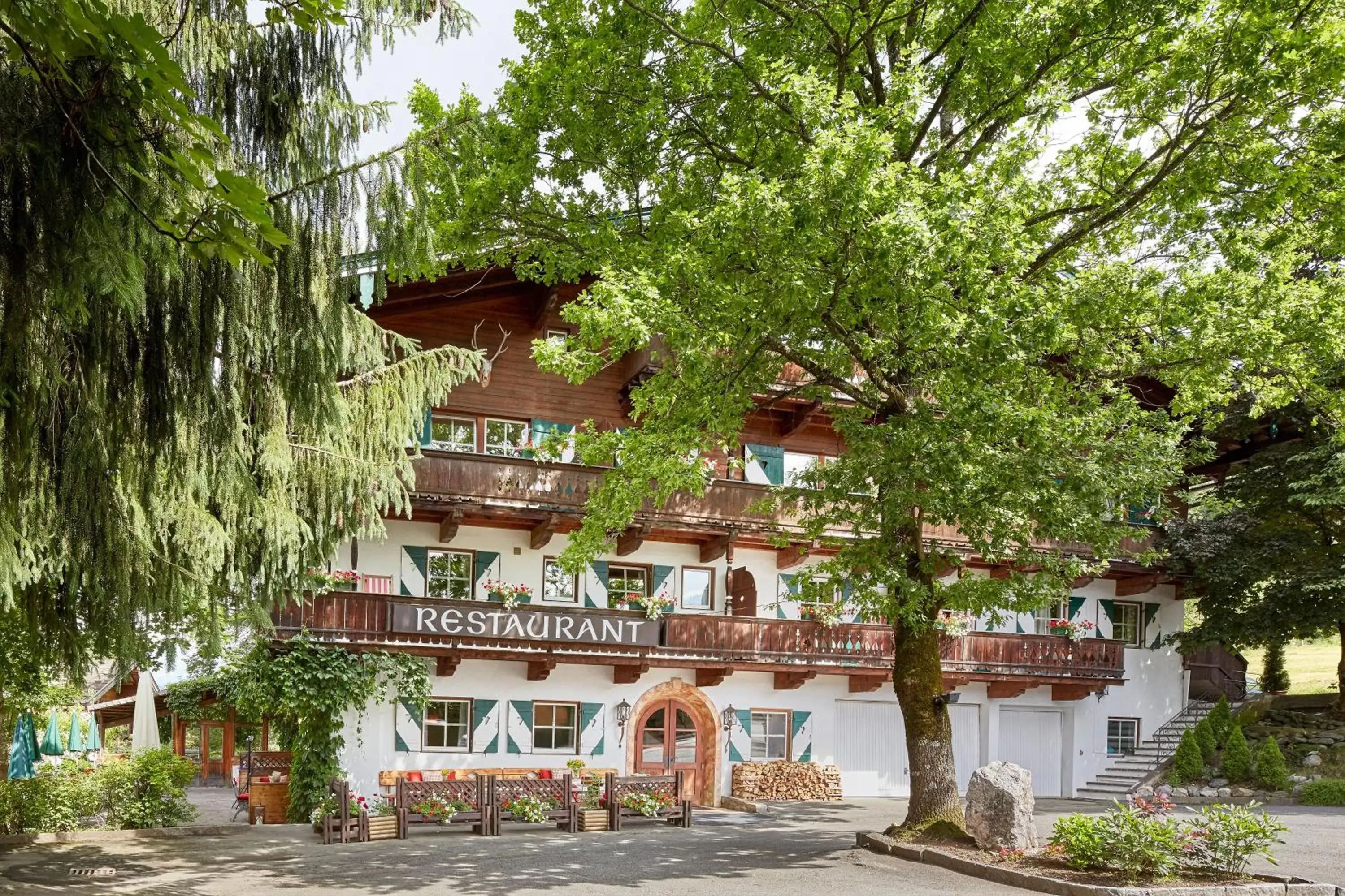 Landsitz Römerhof - Hotel Apartments Landsitz Römerhof - Hotel Apartments