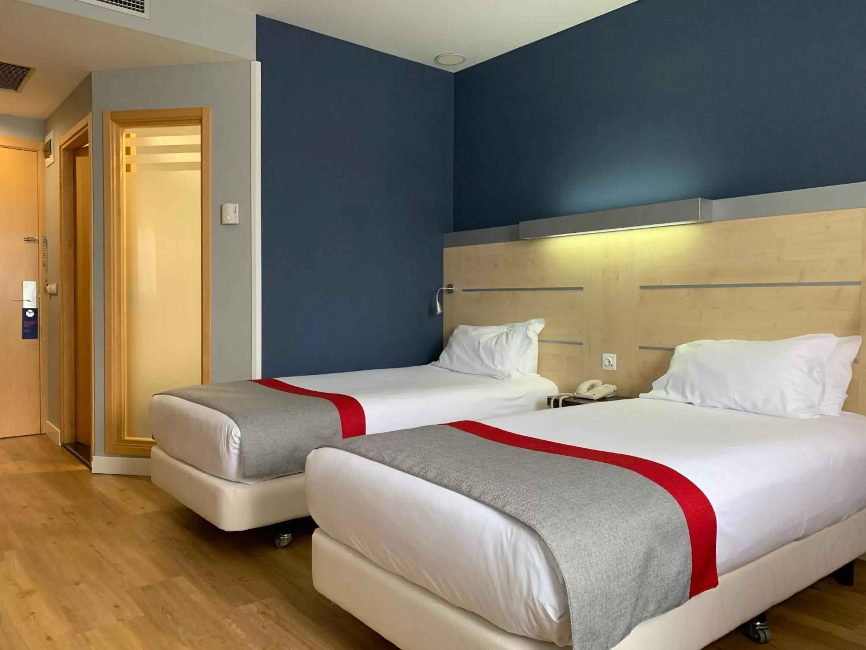 Standard Twin Room - Free Breakfast in Holiday Inn Express Vitoria by IHG Standard Twin Room - Free Breakfast in Holiday Inn Express Vitoria by IHG