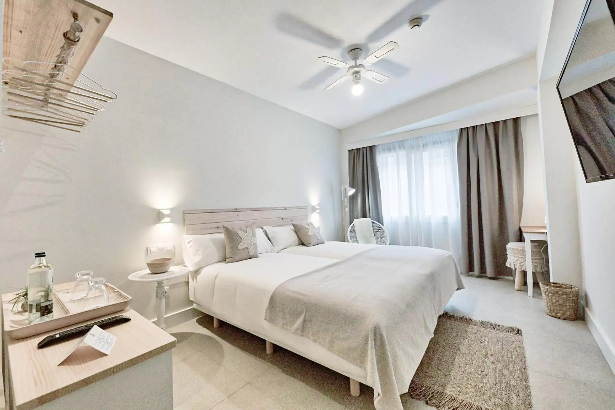 Twin Room in Maresía Canteras Urban Hotel Twin Room in Maresía Canteras Urban Hotel