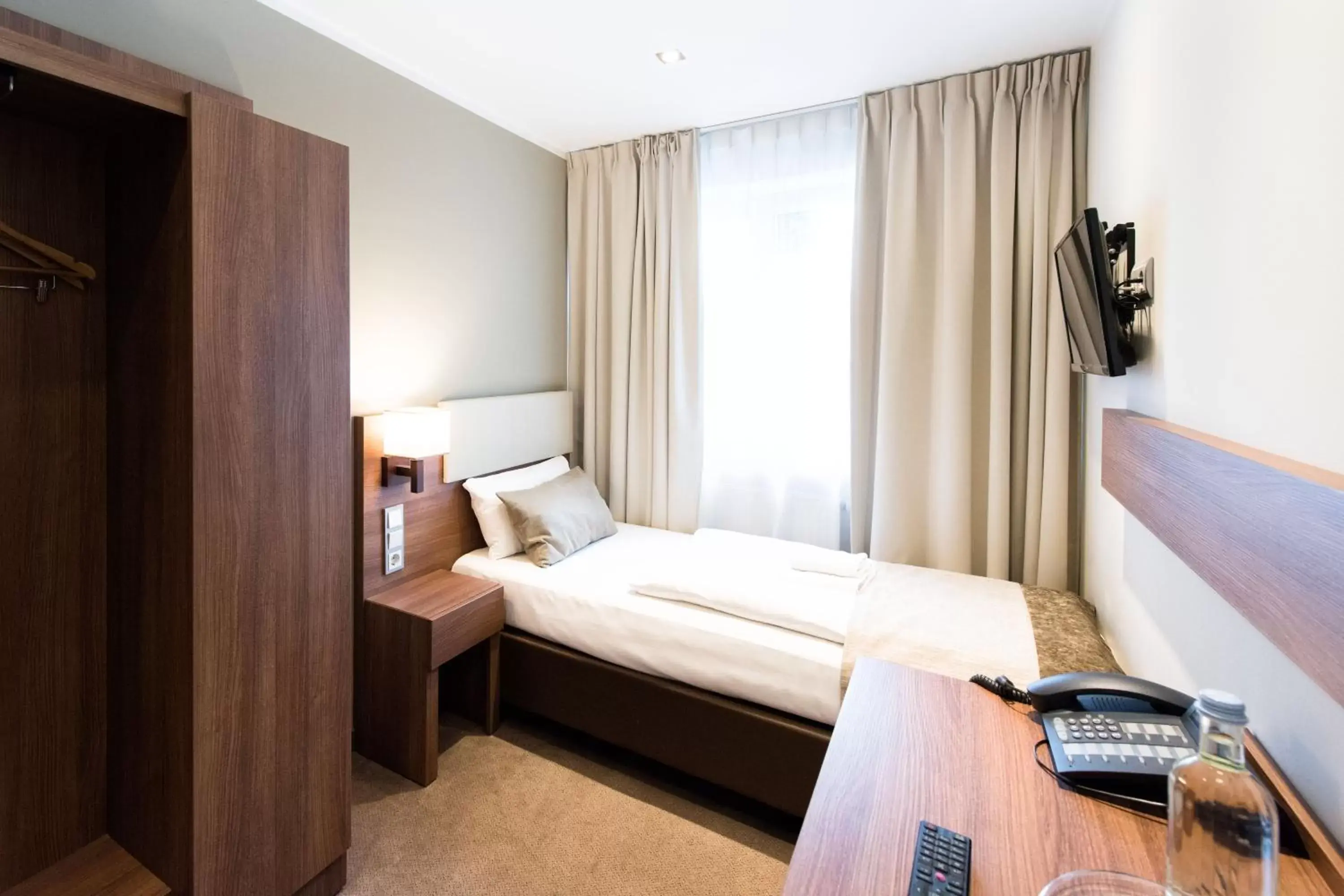 Single Room in Arena am Zoo Single Room in Arena am Zoo