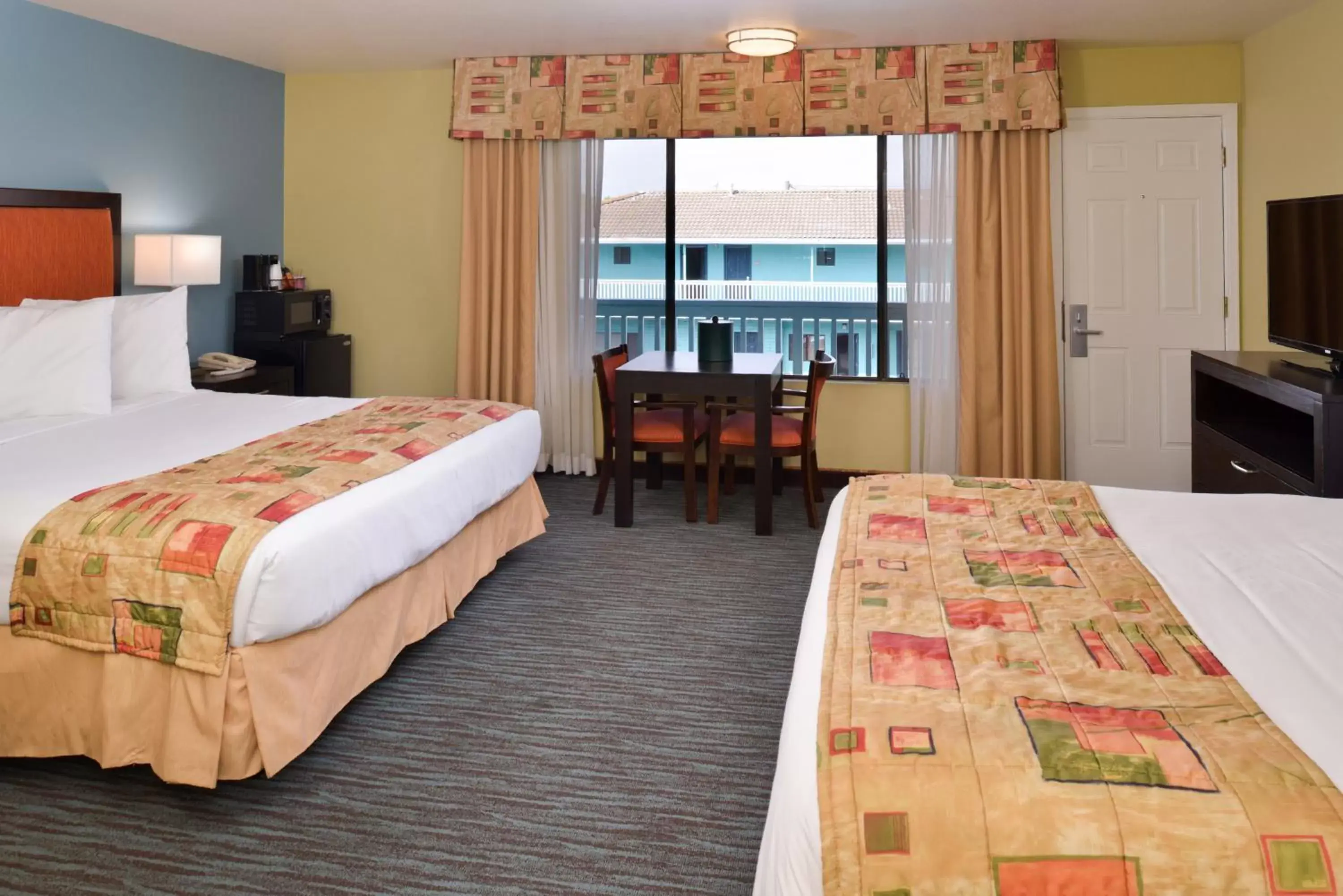 Standard Double Double in Bay View Inn - Morro Bay Standard Double Double in Bay View Inn - Morro Bay