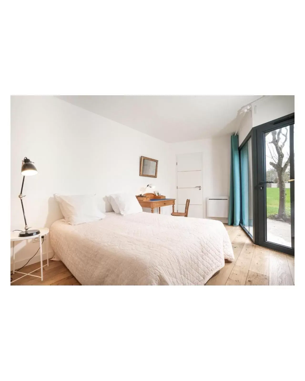 Queen Room with Garden View in Brise du Large - Maison d'Ault Queen Room with Garden View in Brise du Large - Maison d'Ault