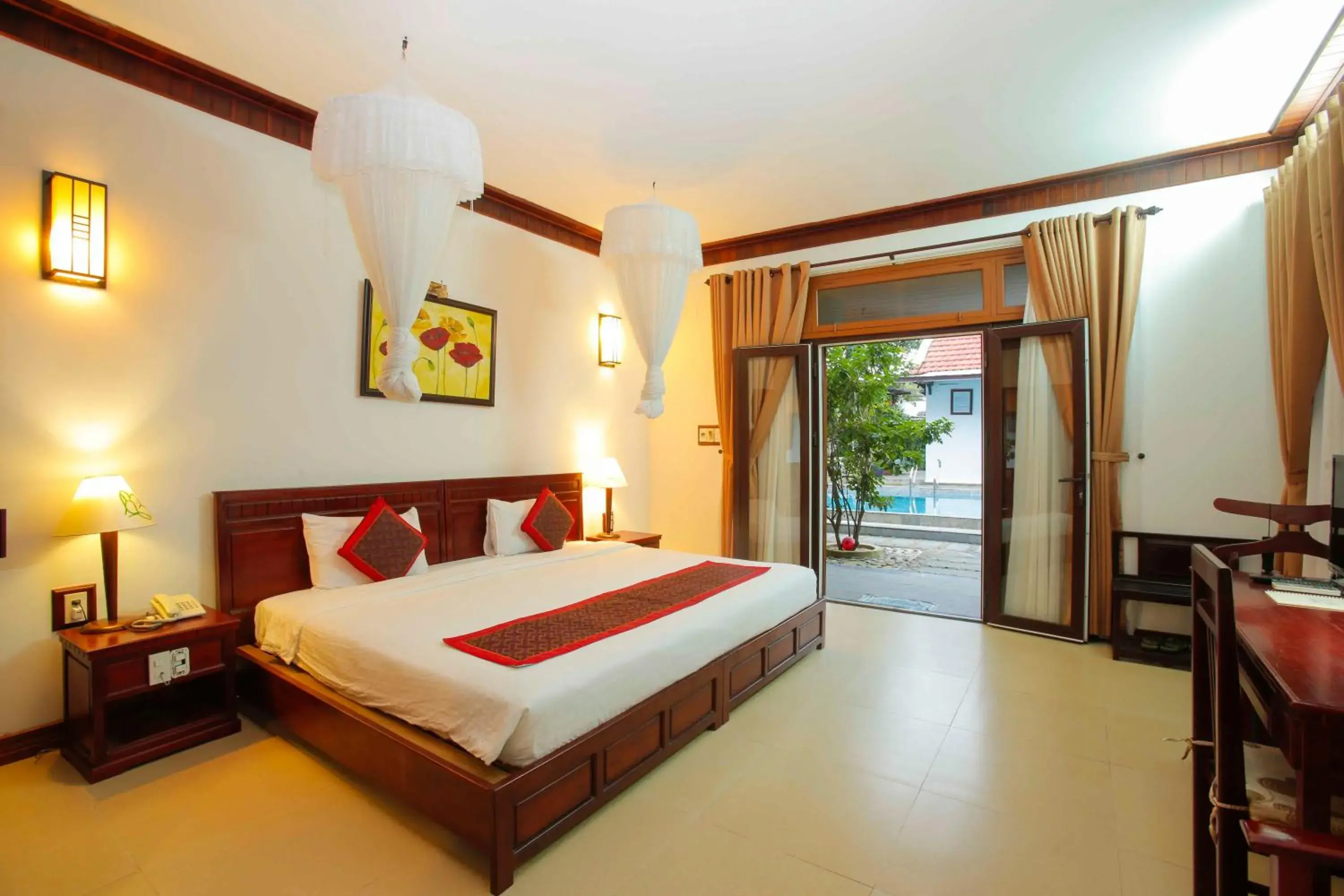 Superior Double or Twin Room with Pool View in Hoi An Garden Villas Superior Double or Twin Room with Pool View in Hoi An Garden Villas