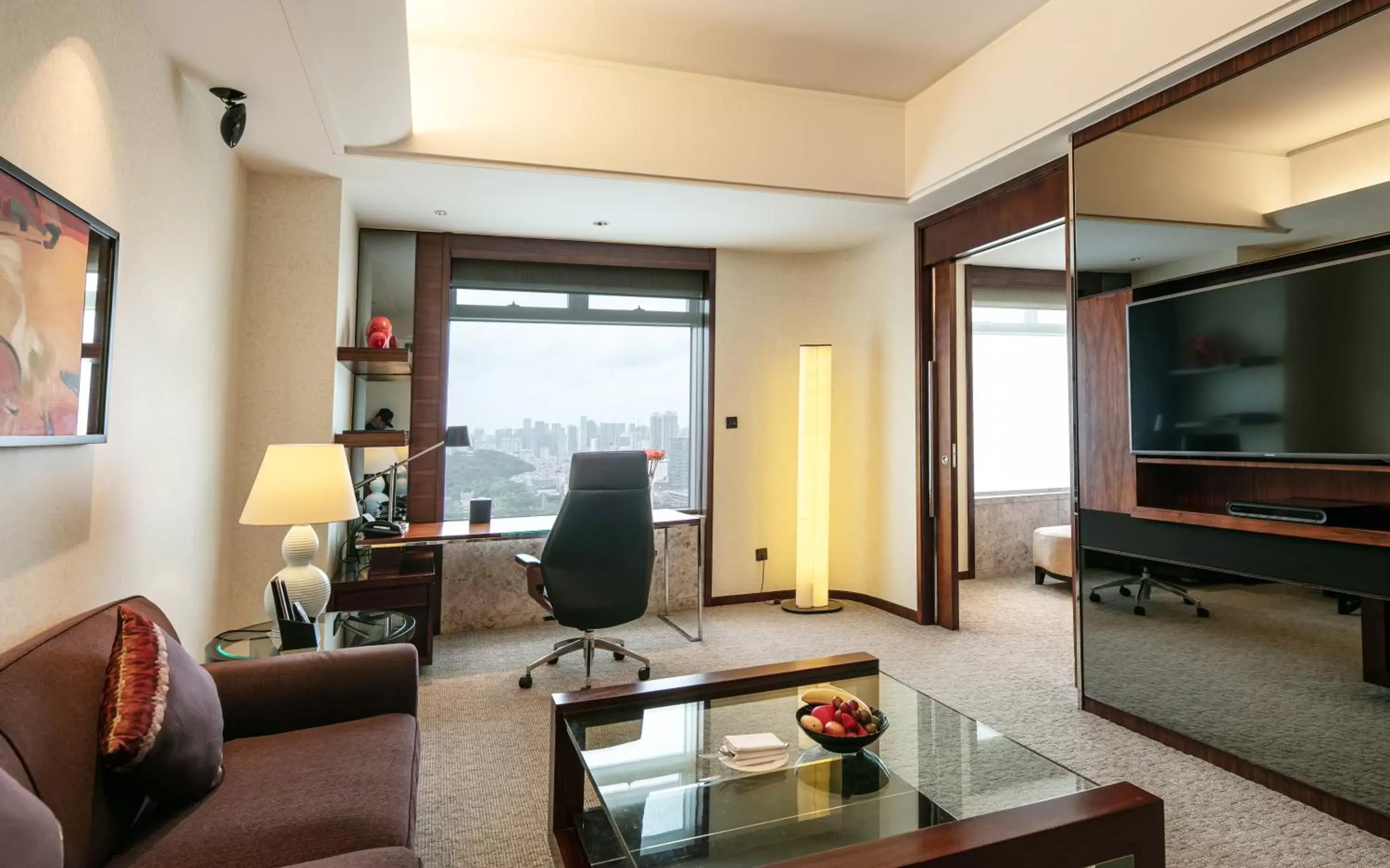 One-Bedroom Suite with Dining Area in InterContinental Foshan by IHG - Free Shuttle Bus to Canton Fair One-Bedroom Suite with Dining Area in InterContinental Foshan by IHG - Free Shuttle Bus to Canton Fair