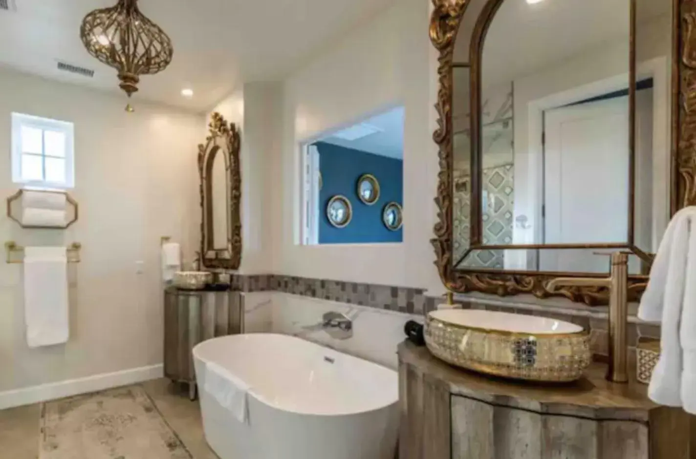 Superior King Room in Domaine Chardonnay Superior King Room in Domaine Chardonnay