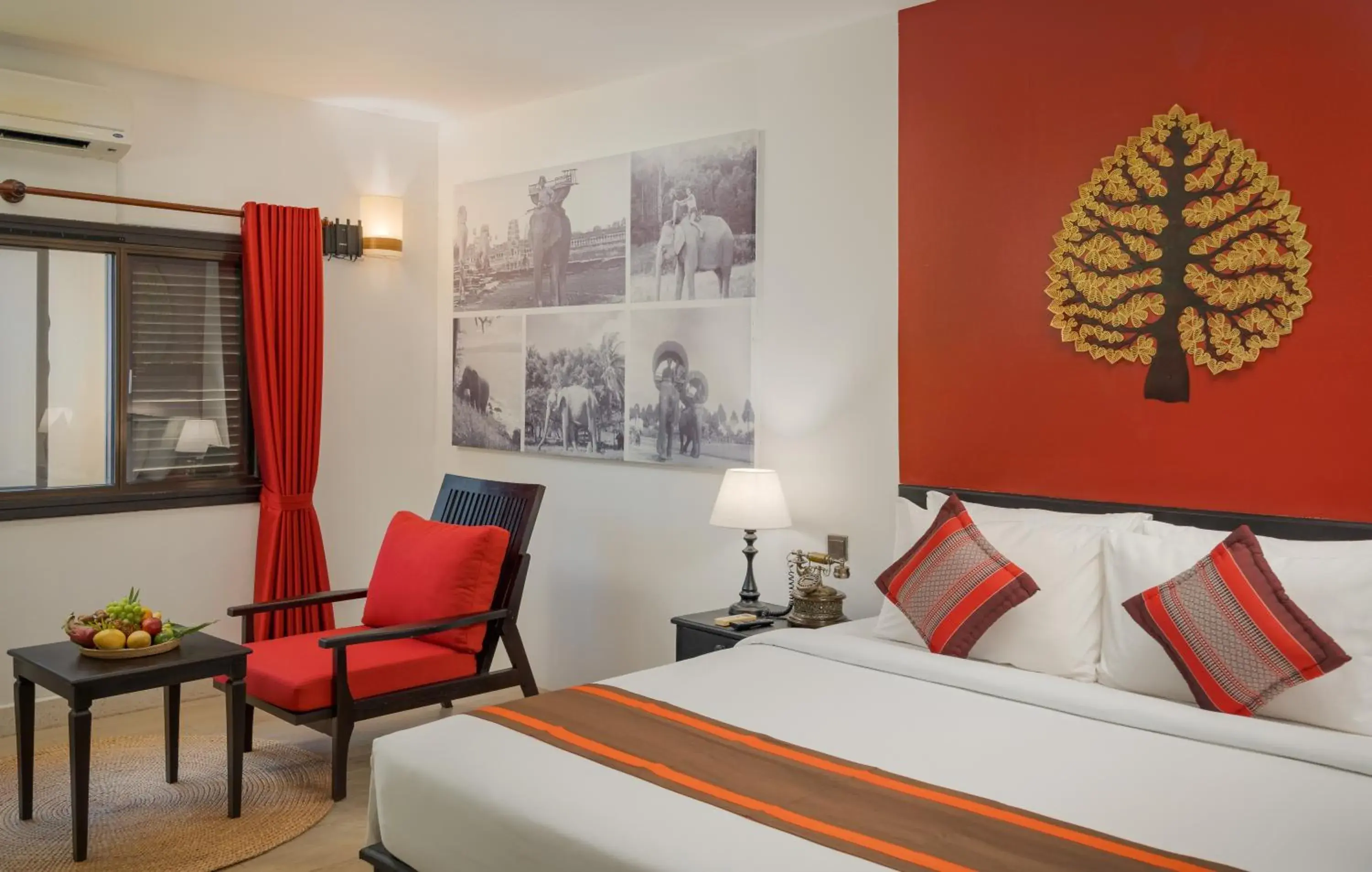 Premier Deluxe Pool View in Pandora Suite D'Angkor Premier Deluxe Pool View in Pandora Suite D'Angkor