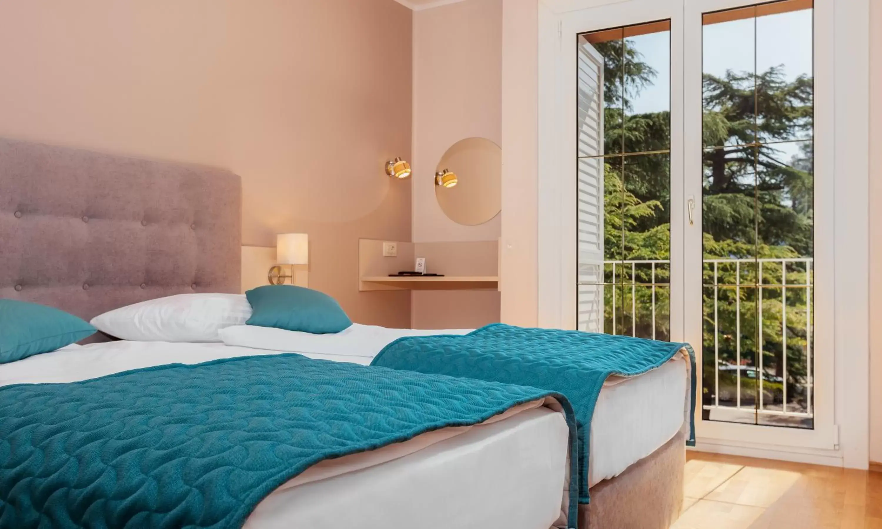 Standard Double or Twin Room - single occupancy in Belvedere Resort Hotels Standard Double or Twin Room - single occupancy in Belvedere Resort Hotels