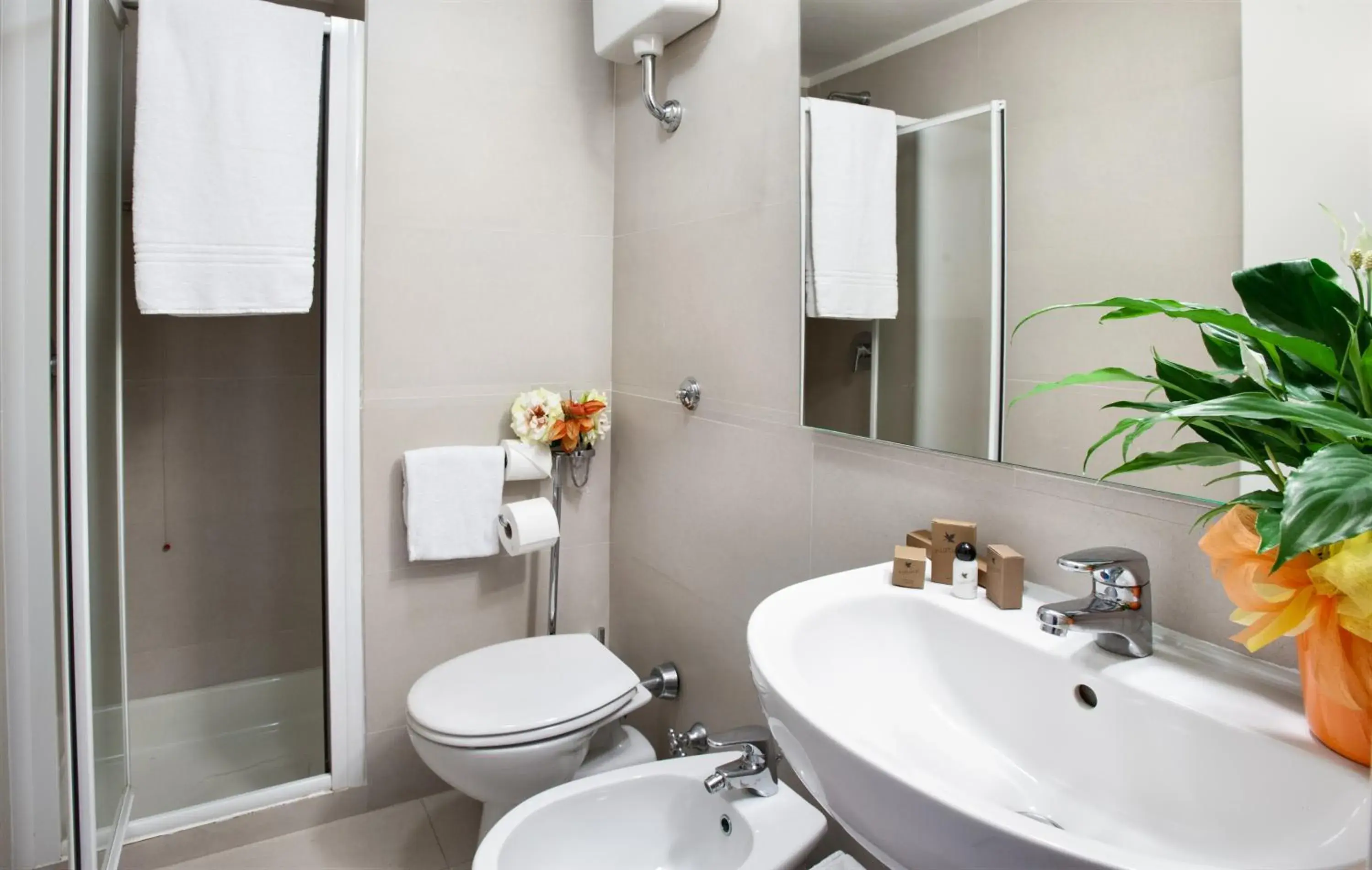 Double Room in Hotel Gamma Double Room in Hotel Gamma