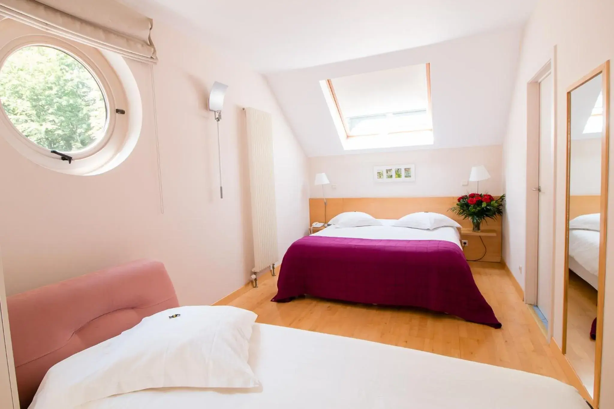 Quadruple Room in Hotel Au Repos Des Chasseurs Quadruple Room in Hotel Au Repos Des Chasseurs