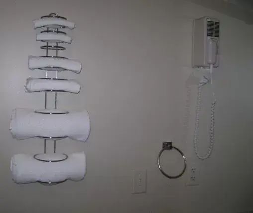 Non Smoking King in Fairway Inn Florence Indiana Non Smoking King in Fairway Inn Florence Indiana