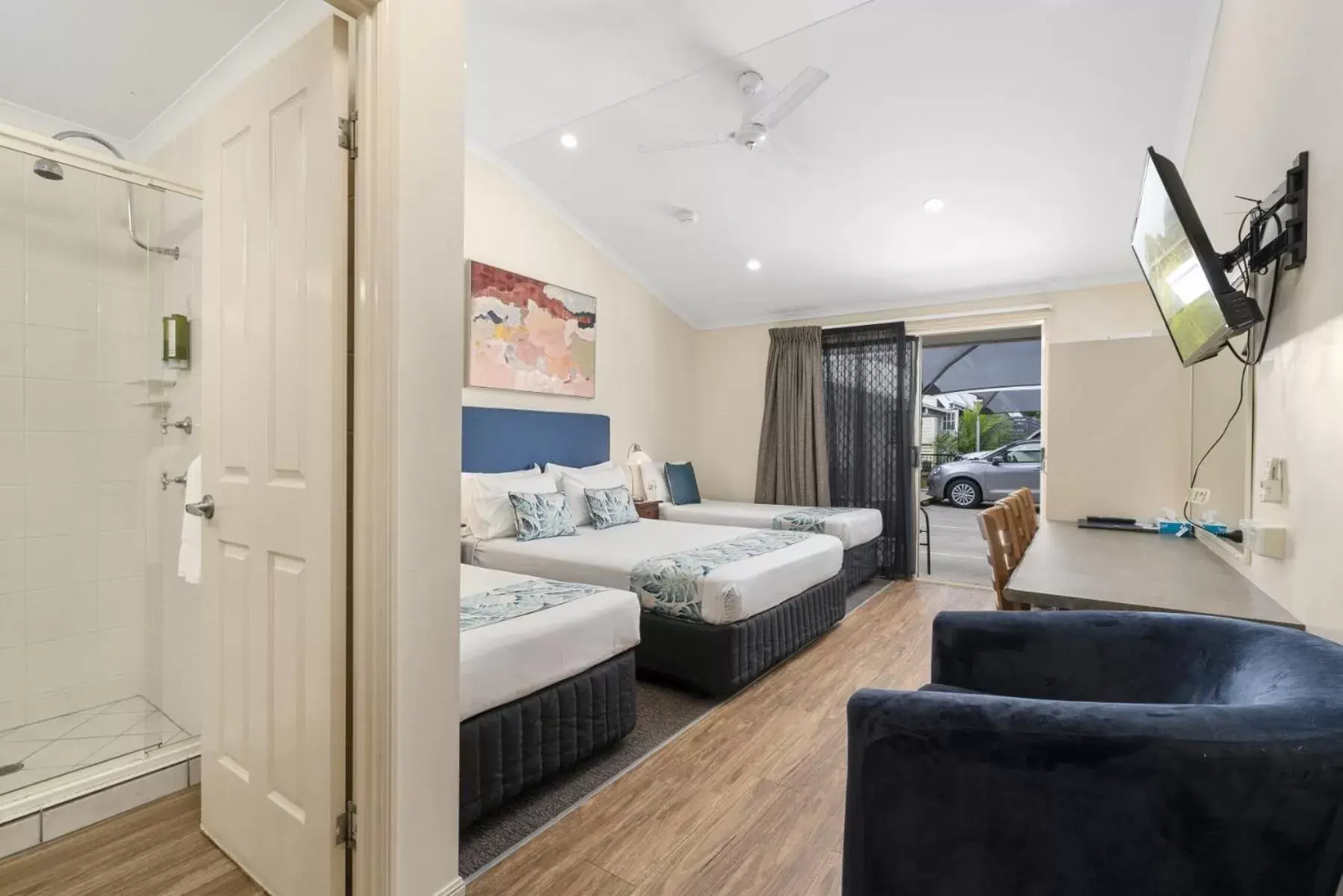 Family Studio (4 Adults) in Caboolture Central Motor Inn, Sure Stay Collection by BW Family Studio (4 Adults) in Caboolture Central Motor Inn, Sure Stay Collection by BW