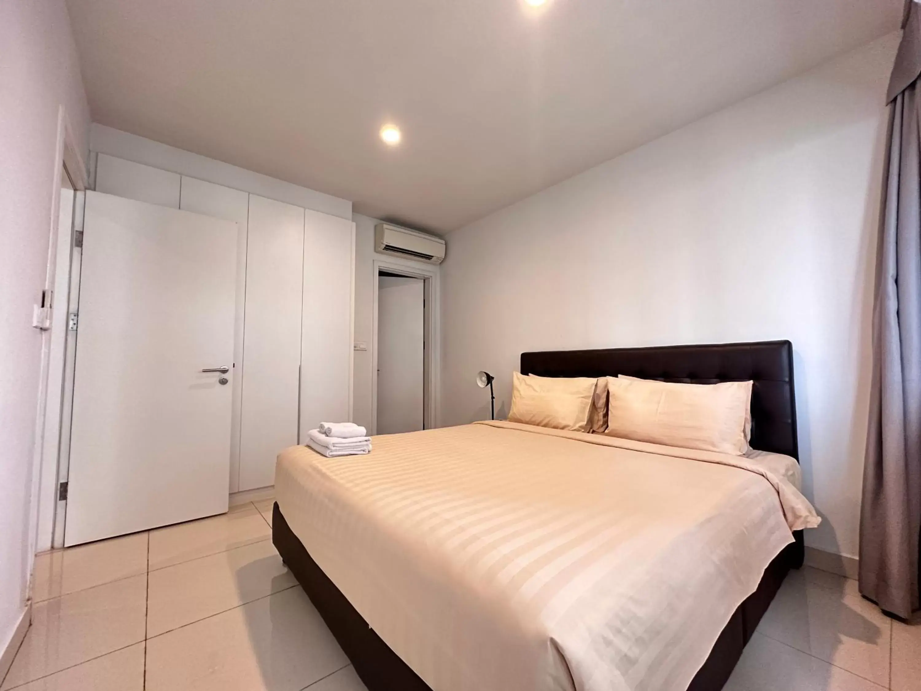 Two-Bedroom Apartment in The Bridge Club Two-Bedroom Apartment in The Bridge Club