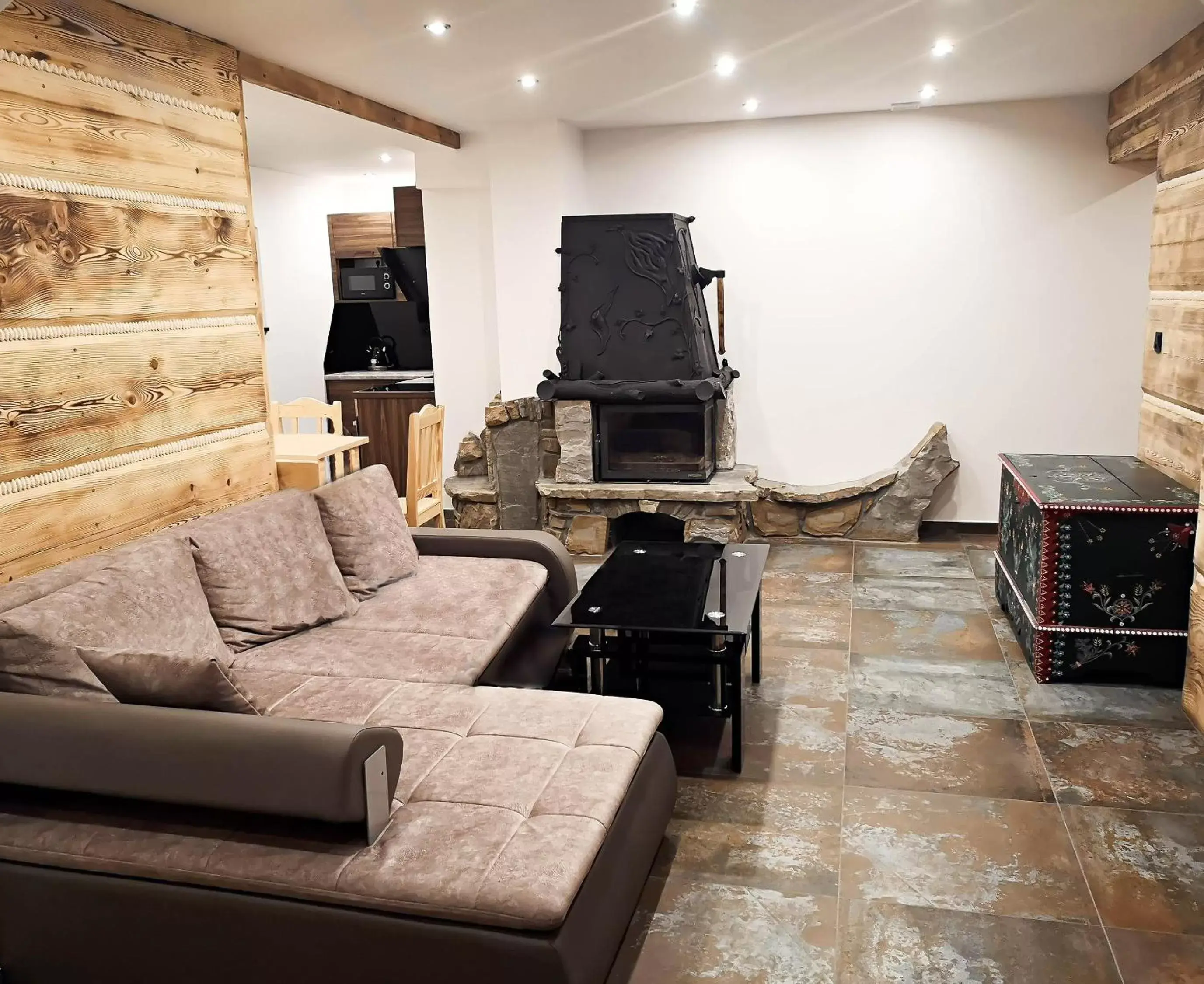 Two-Bedroom Chalet in Willa Turnia Two-Bedroom Chalet in Willa Turnia