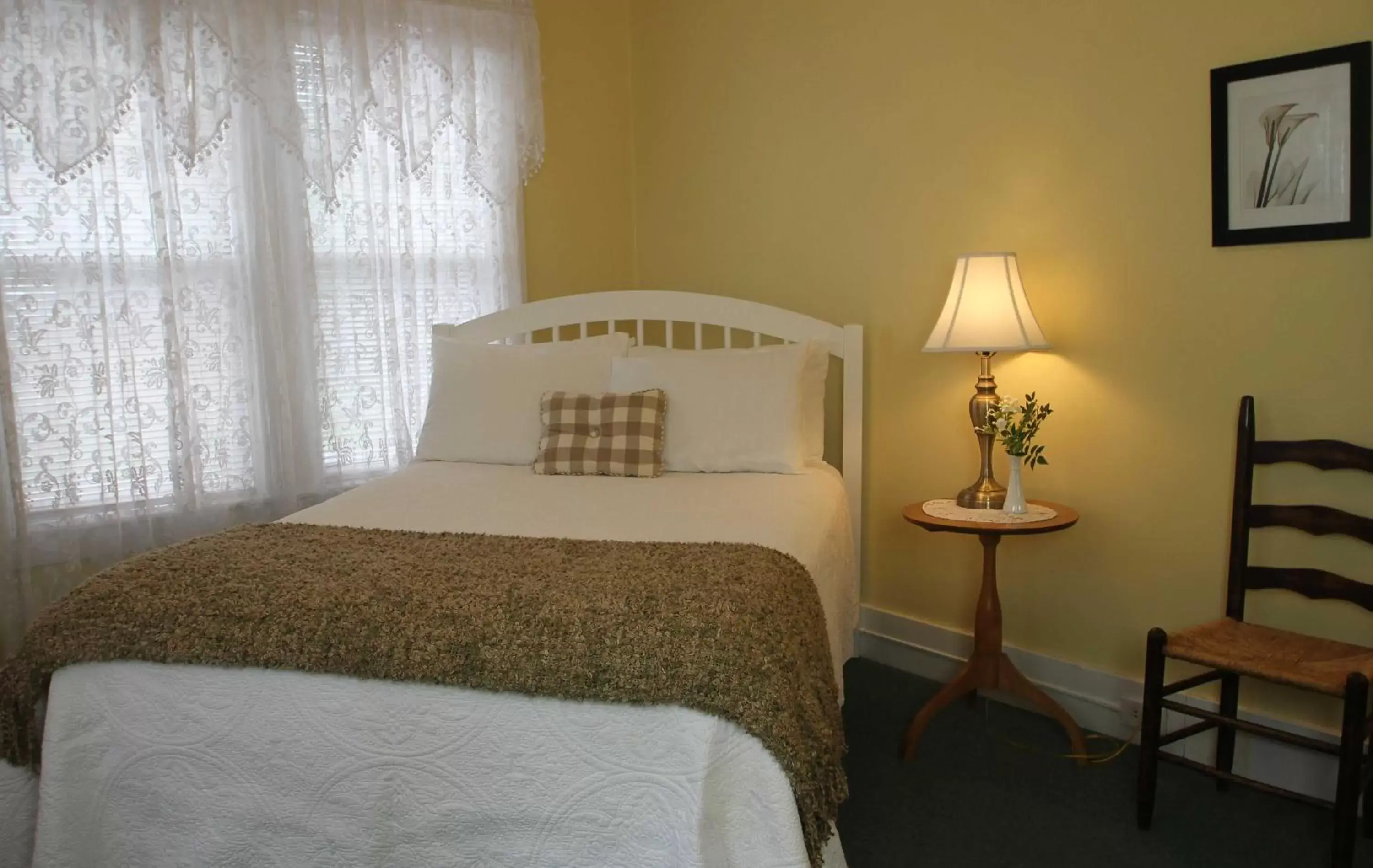 Double Room in Fullerton Inn & Restaurant Double Room in Fullerton Inn & Restaurant