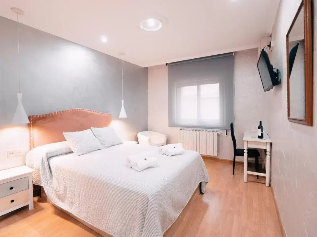 Standard Single Room in Hotel Los Toreros Standard Single Room in Hotel Los Toreros