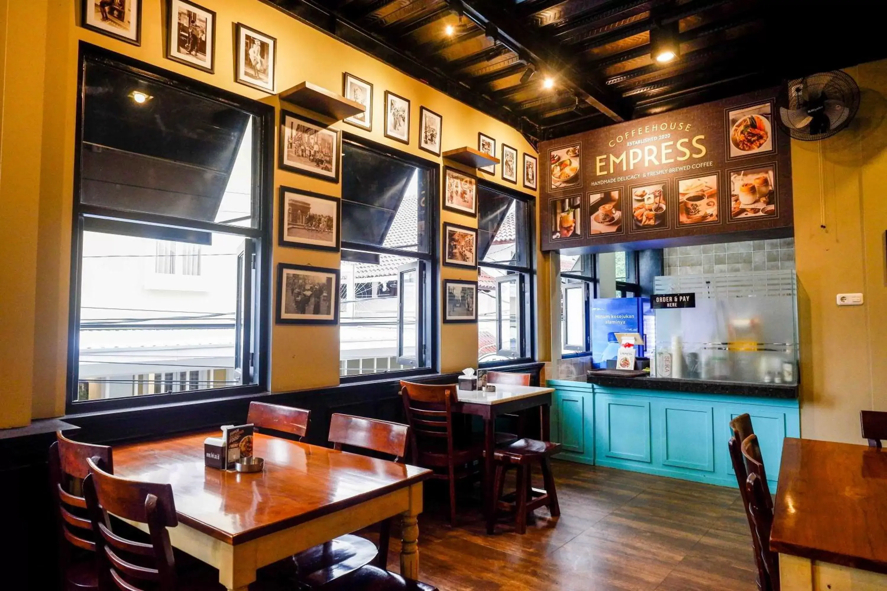 Sans Hotel Empress Simpang Lima Sans Hotel Empress Simpang Lima