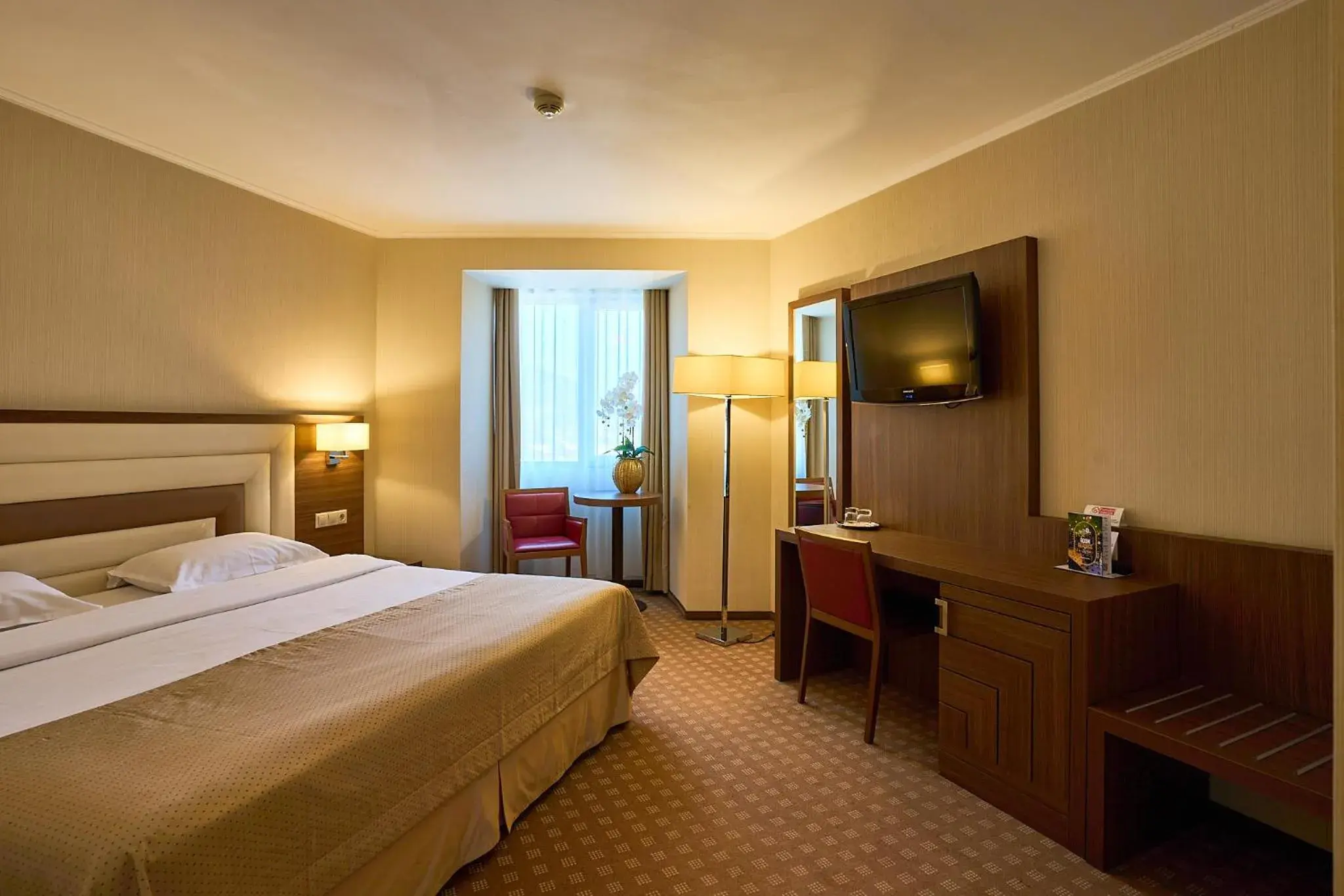 Premier Double Room in Central Plaza Hotel Premier Double Room in Central Plaza Hotel