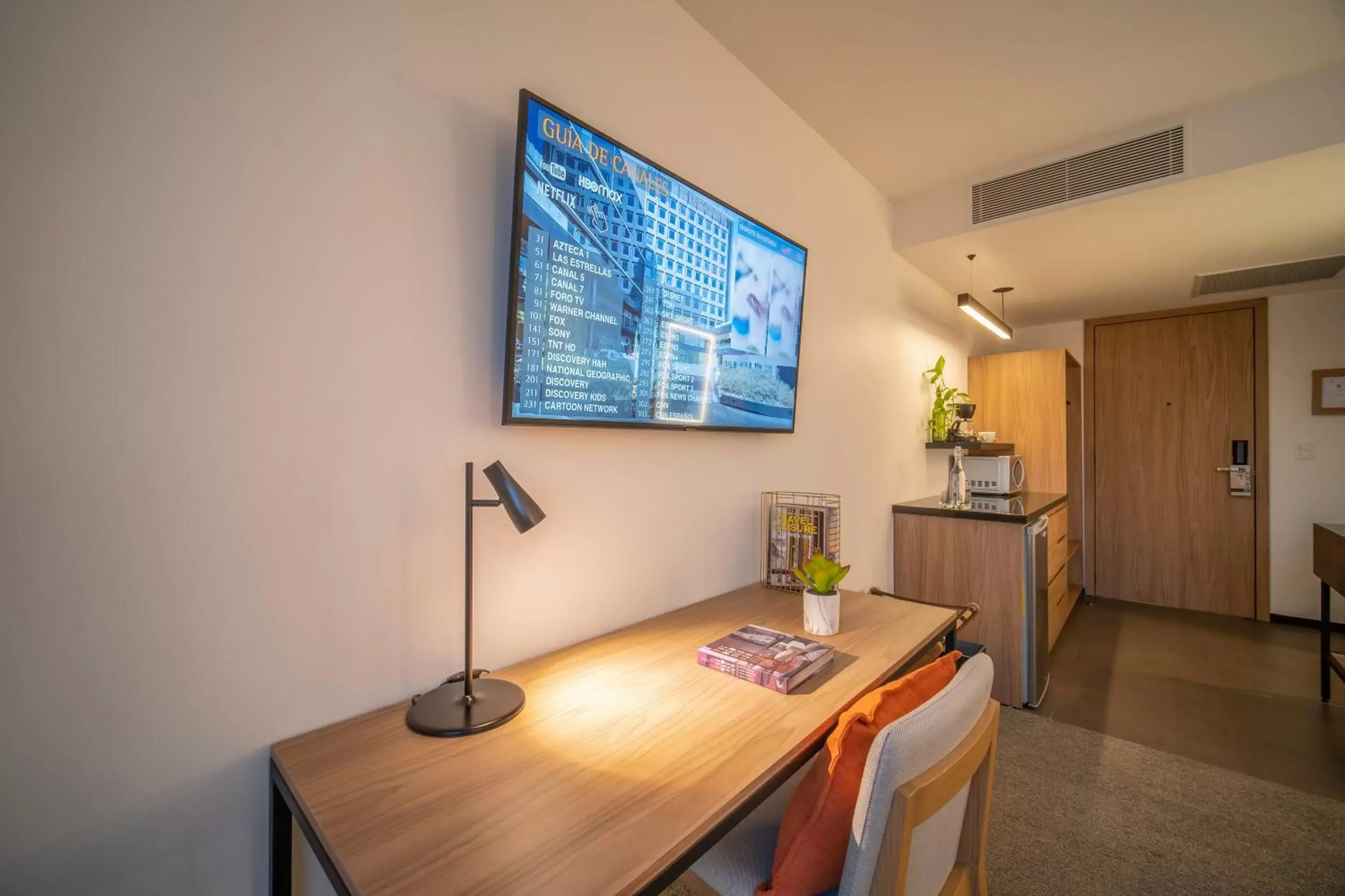 Deluxe King Room in Stadía Suites Querétaro Centro Histórico Deluxe King Room in Stadía Suites Querétaro Centro Histórico