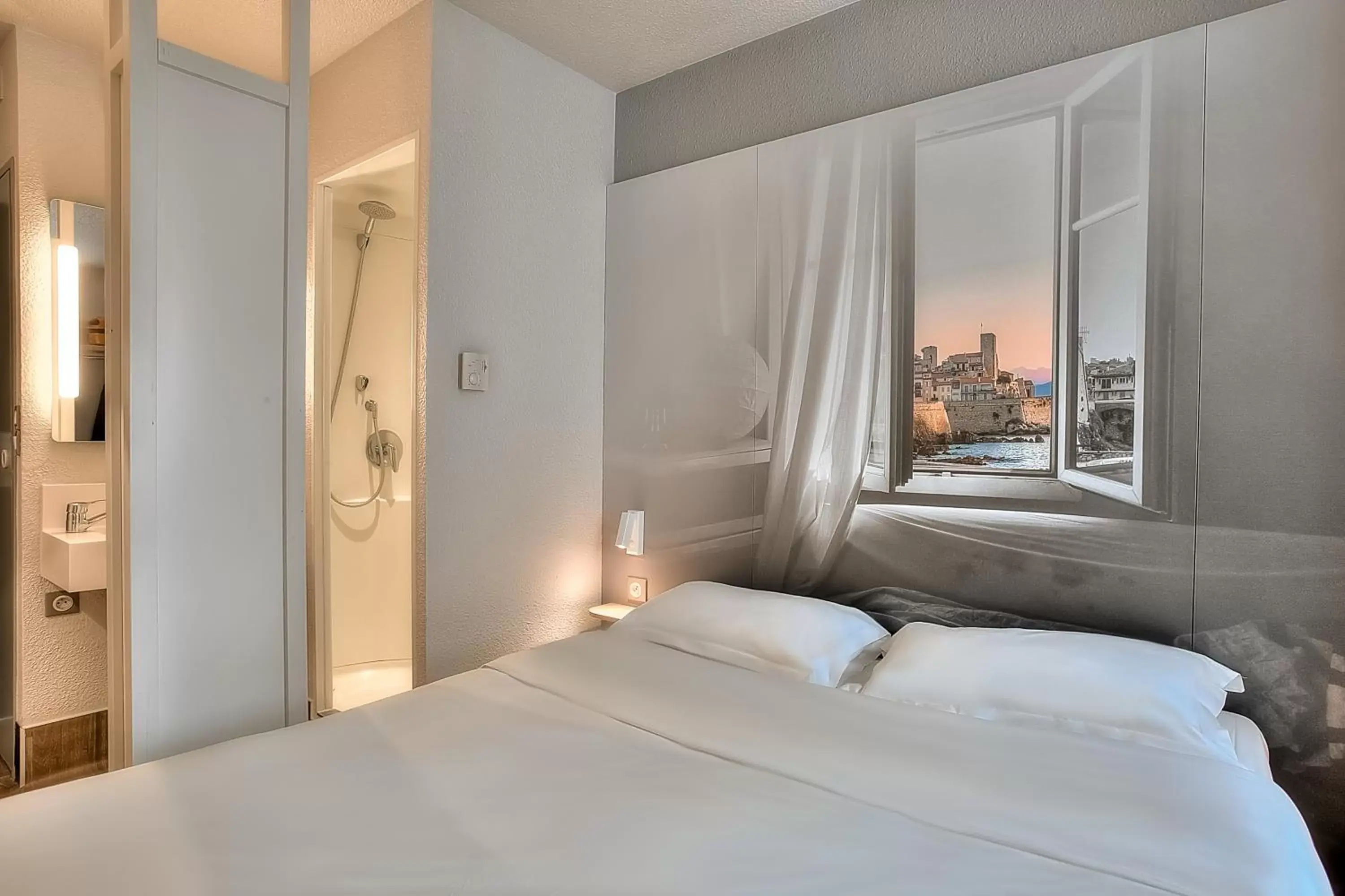 Double Room in B&B HOTEL Antibes Sophia Antipolis Double Room in B&B HOTEL Antibes Sophia Antipolis