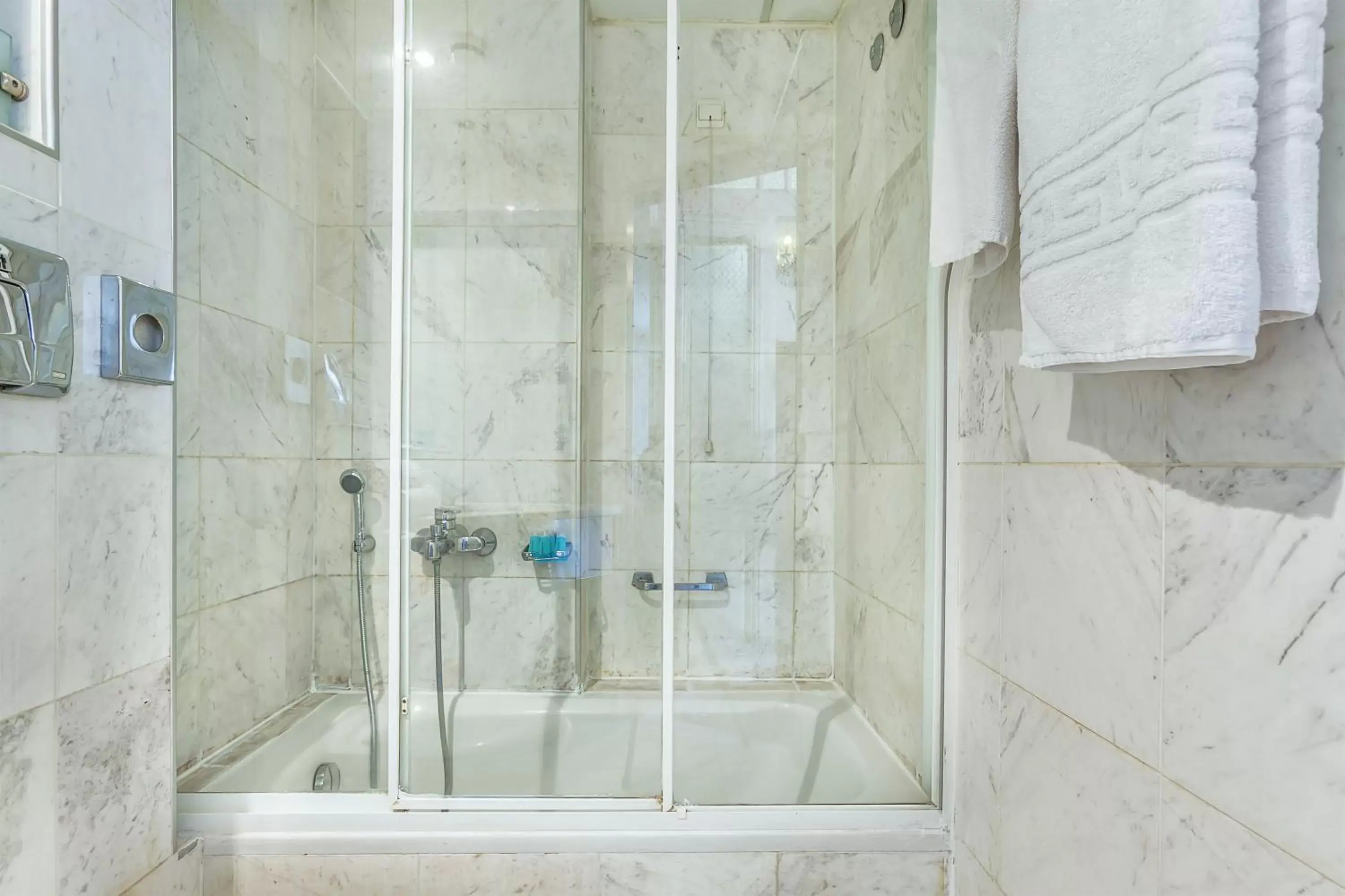 Double Room in Minerva Premier Hotel Double Room in Minerva Premier Hotel