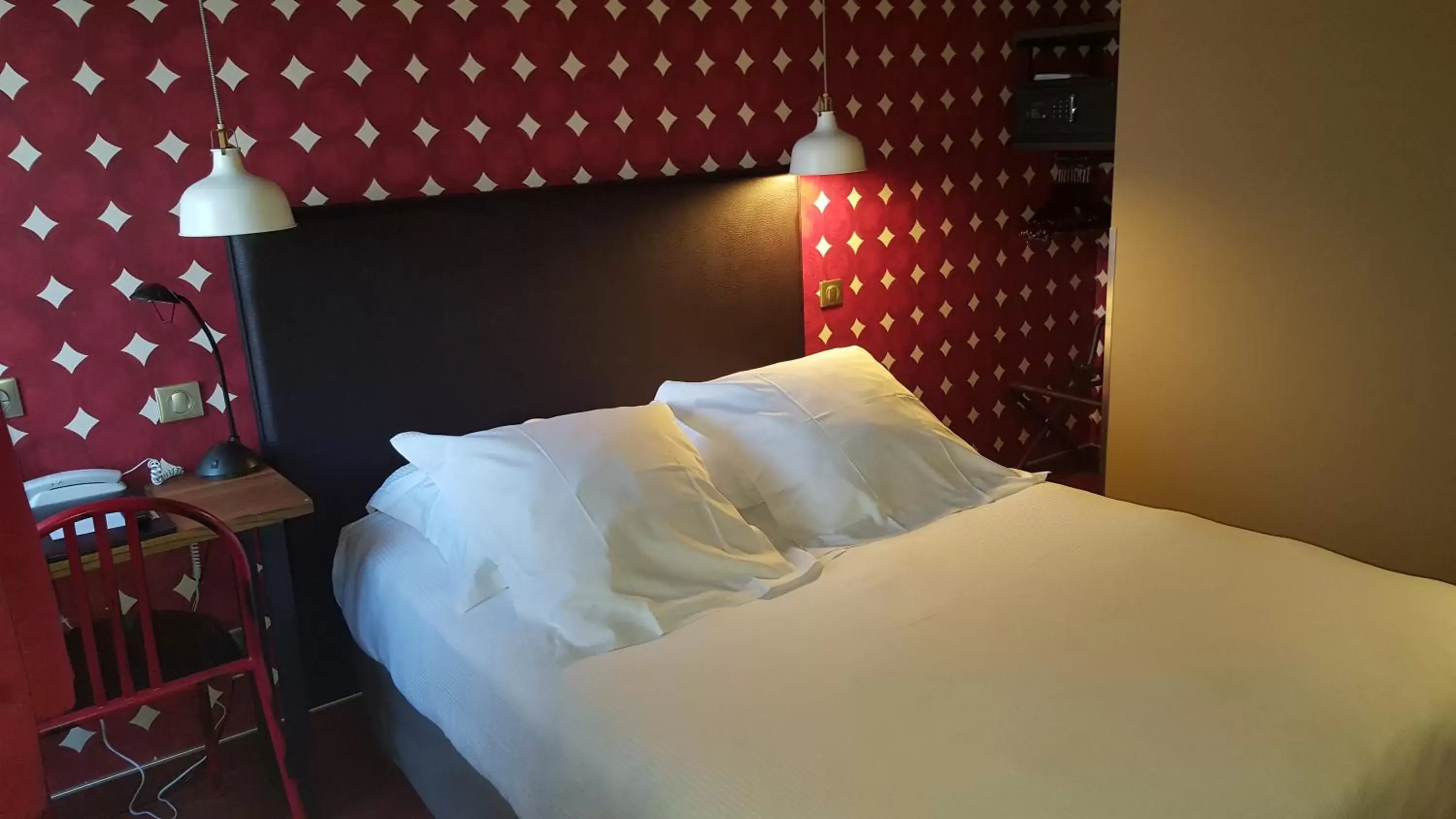 Single Room in Best Western Citadelle Single Room in Best Western Citadelle