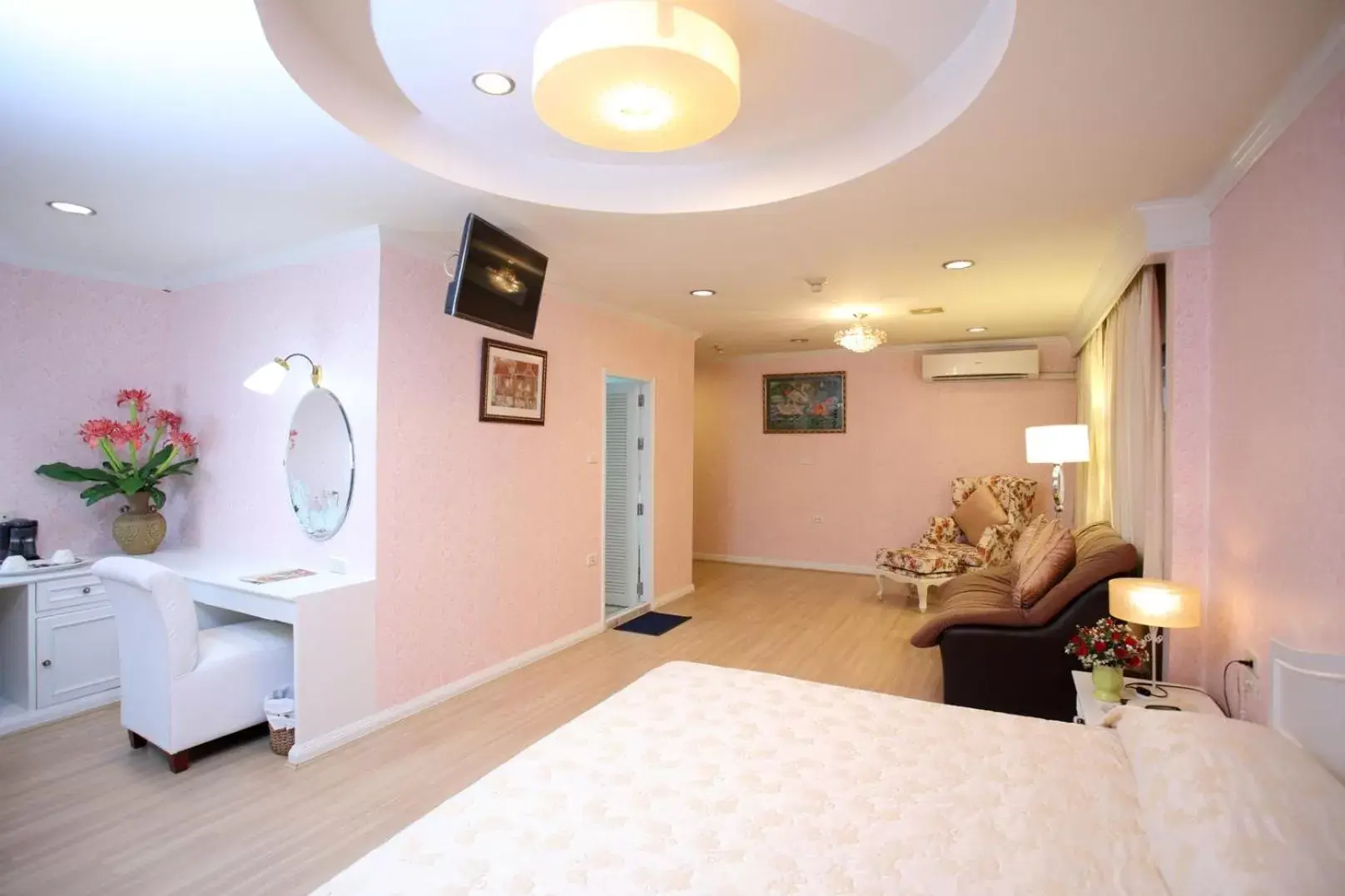 Triple Room in PJ Watergate Hotel Triple Room in PJ Watergate Hotel