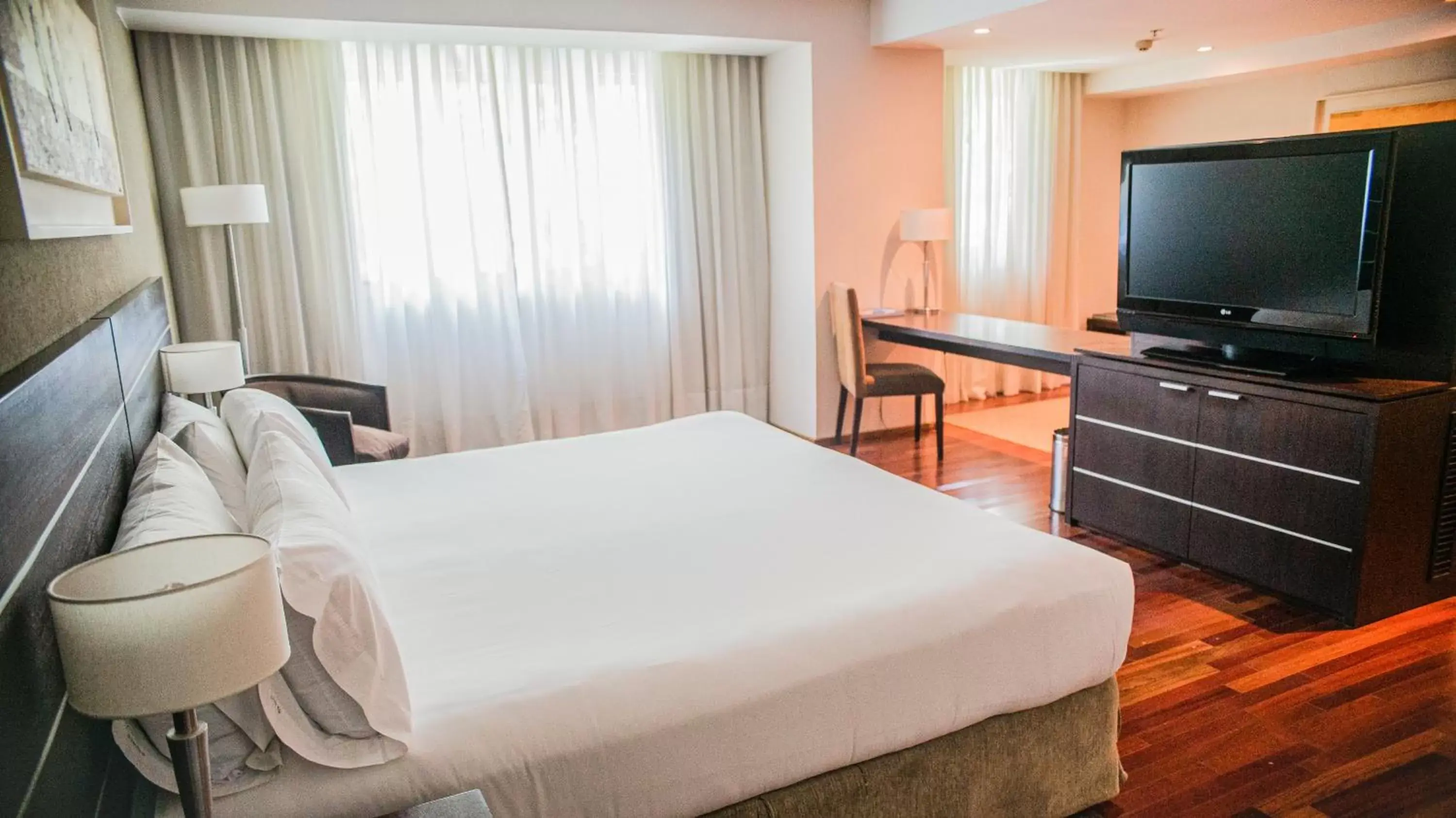 Junior Suite in Orfeo Suites Cordoba Junior Suite in Orfeo Suites Cordoba