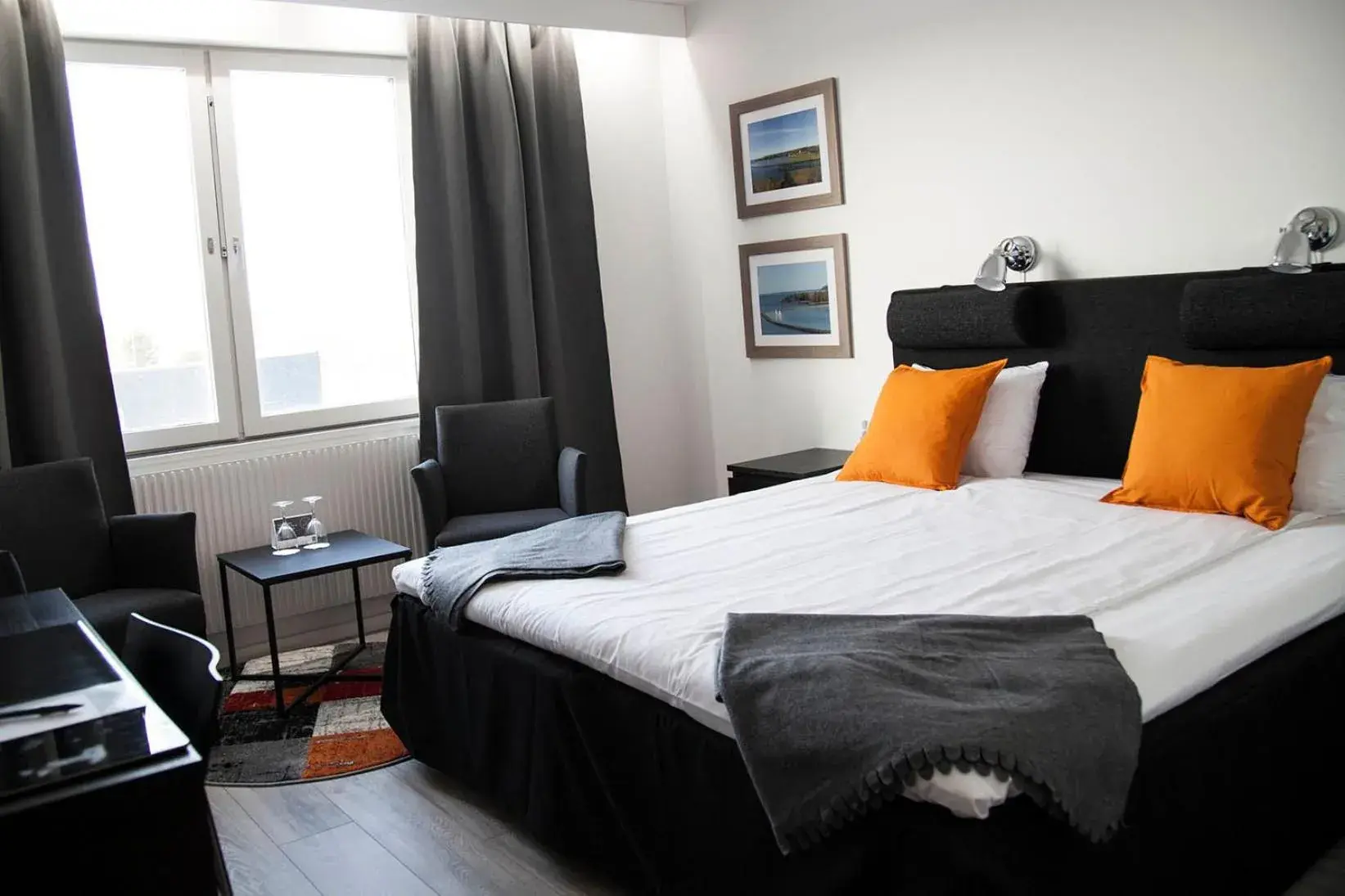 Standard Double Room in Quality Hotel Vanersborg Standard Double Room in Quality Hotel Vanersborg