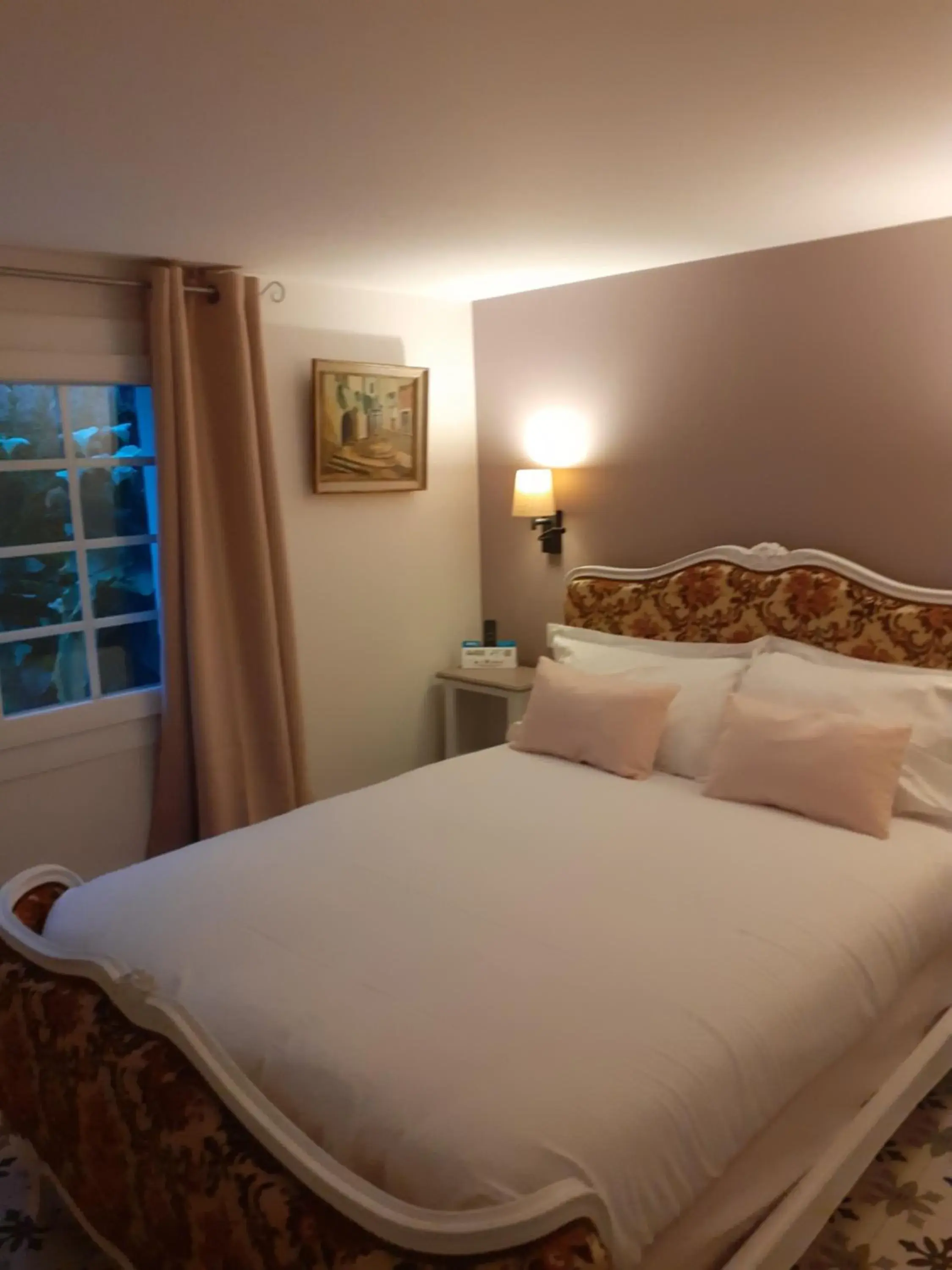 One-Bedroom Standard Apartment in Hotel de Charme La Bonne Adresse - Logis de France One-Bedroom Standard Apartment in Hotel de Charme La Bonne Adresse - Logis de France